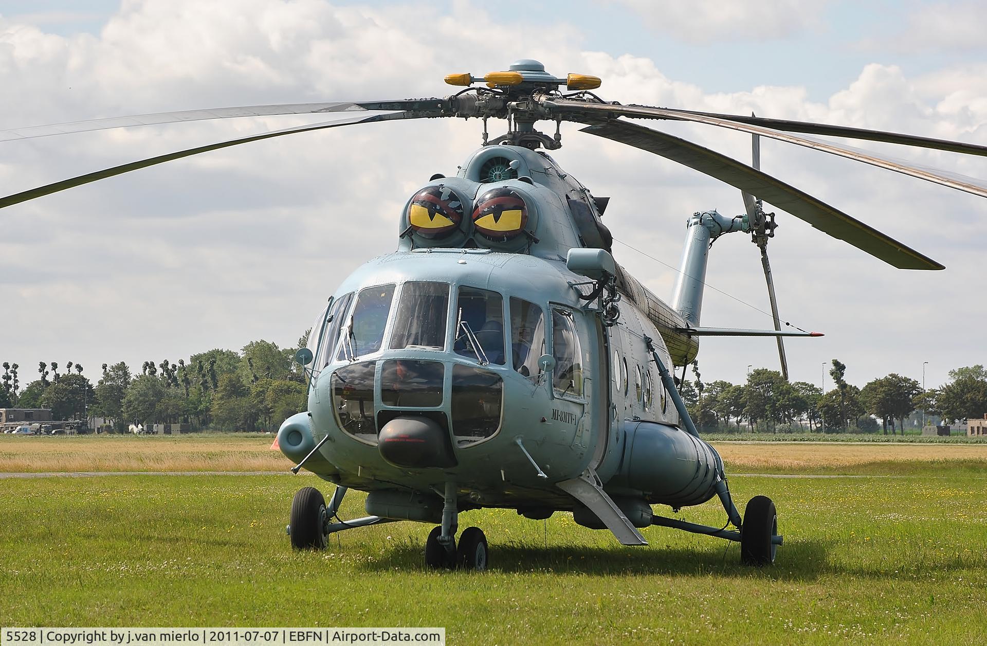5528, Mil Mi-8MTV-1 Hip C/N 95528, Belgium