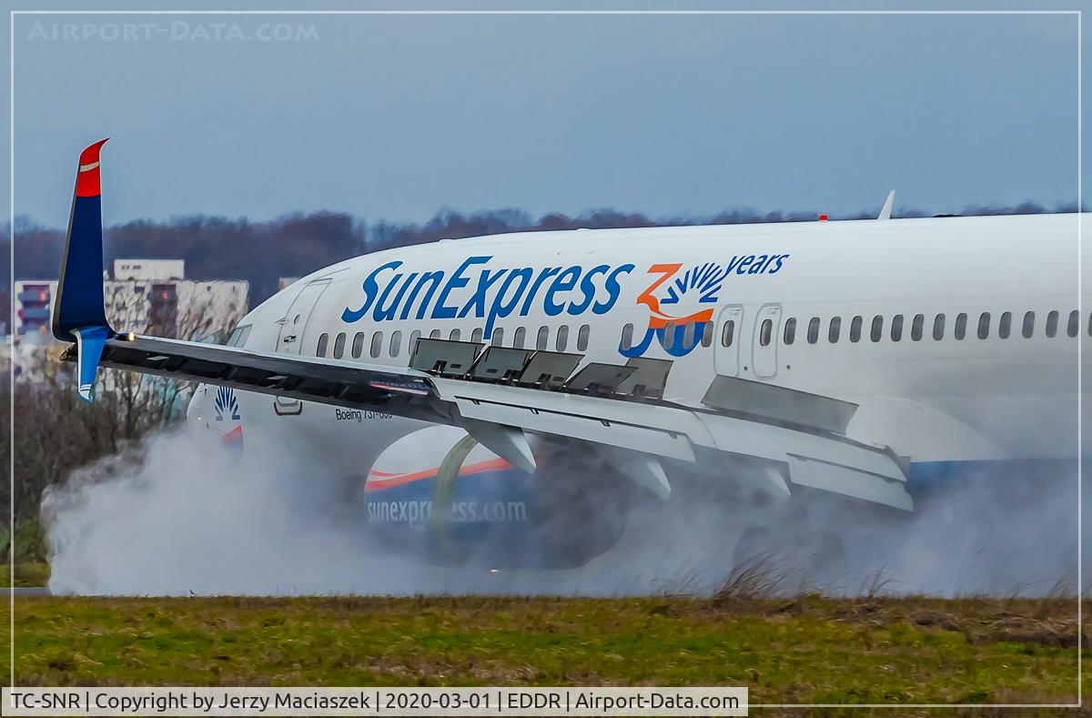 TC-SNR, 2010 Boeing 737-8HC C/N 40754, Boeing 737-8HC