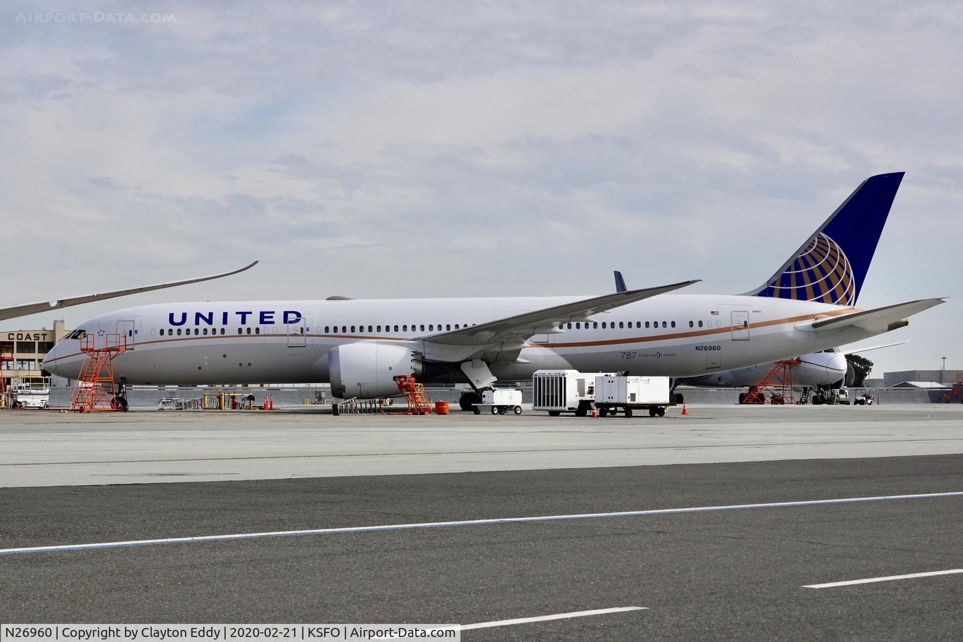 N26960, 2015 Boeing 787-9 Dreamliner Dreamliner C/N 36408, SFO 2020.