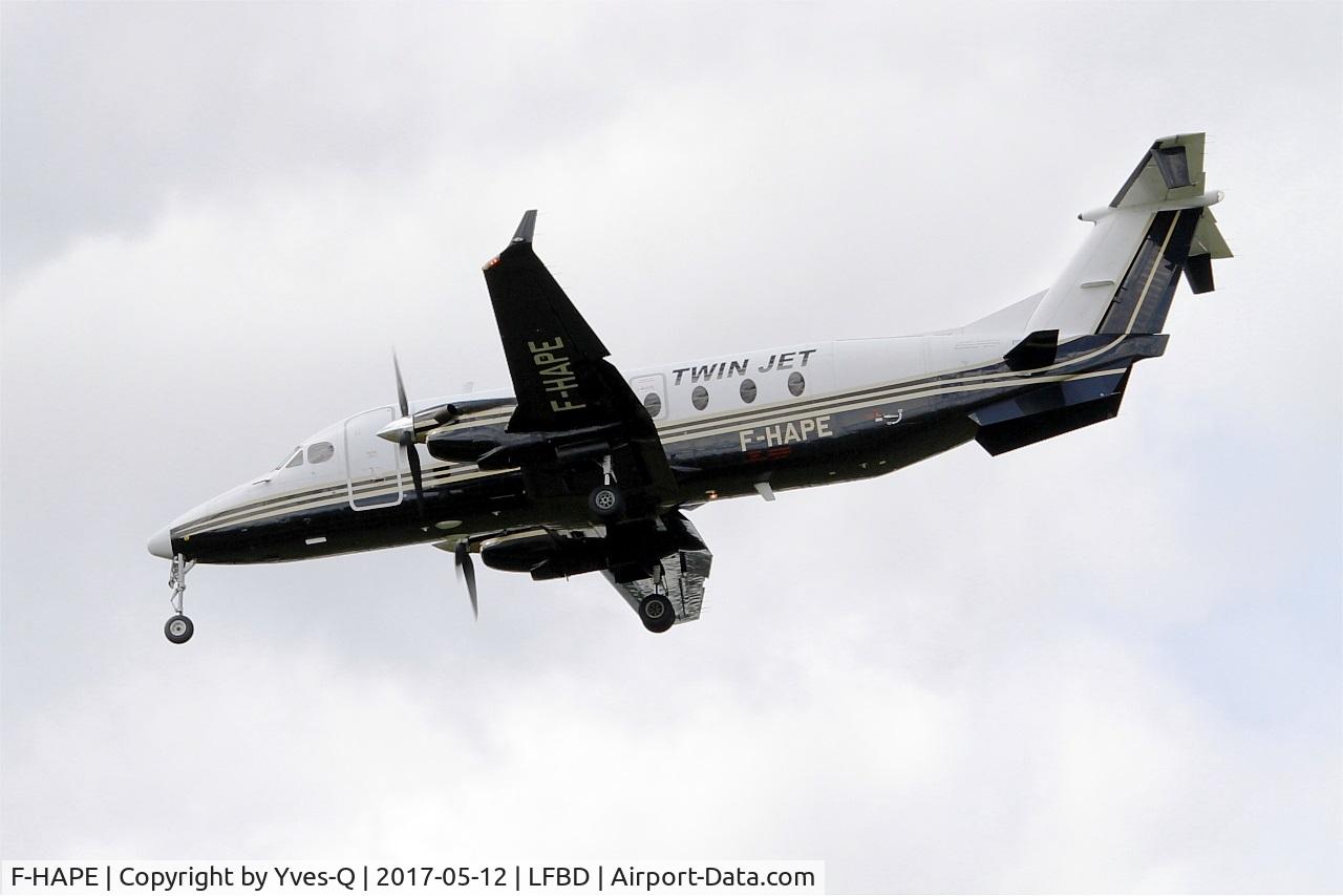 F-HAPE, 1999 Beech 1900D C/N UE-367, Beech 1900D, On final rwy 23, Bordeaux Mérignac airport (LFBD-BOD)