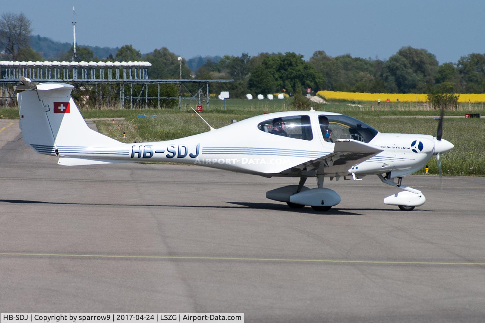 HB-SDJ, 2004 Diamond DA-40 Diamond Star C/N 40.393, HB-registered since 2005-02-07