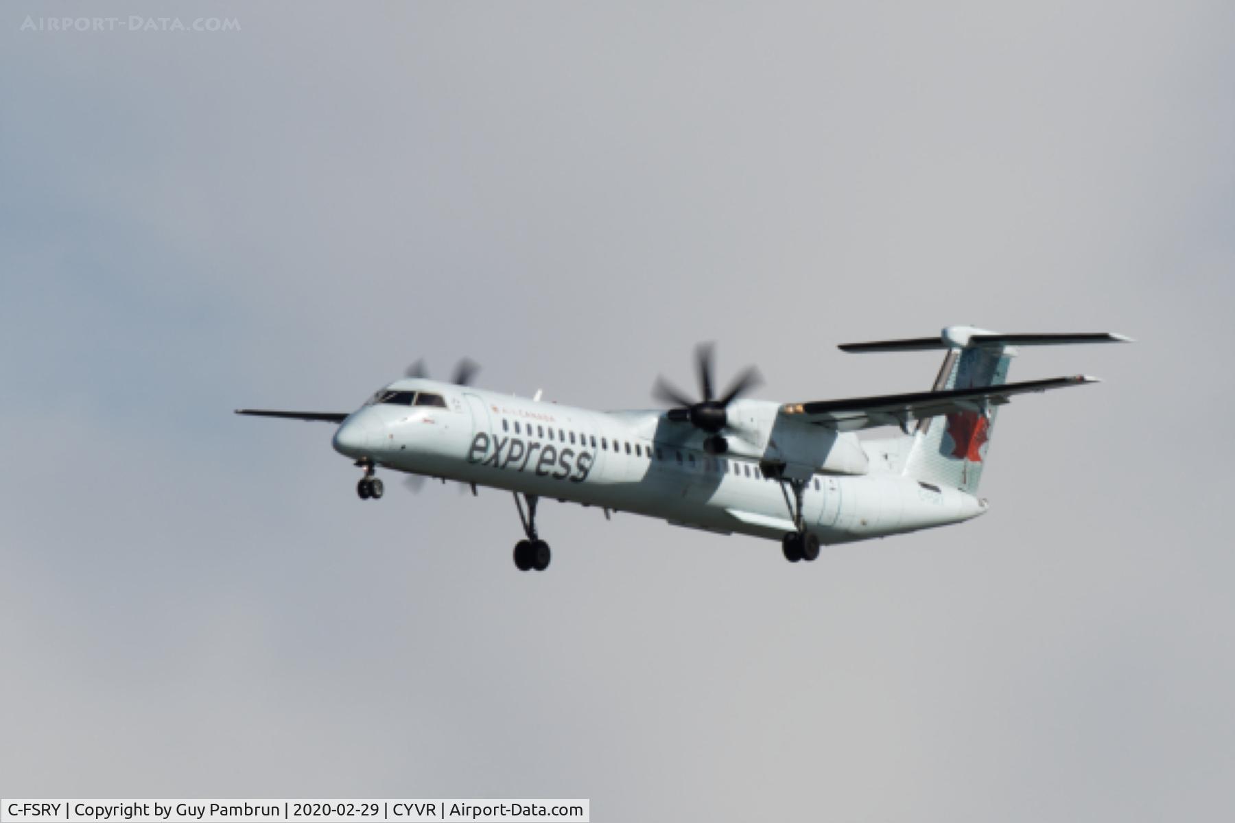 C-FSRY, 2007 De Havilland Canada DHC-8-402Q Dash 8 C/N 4174, Landing