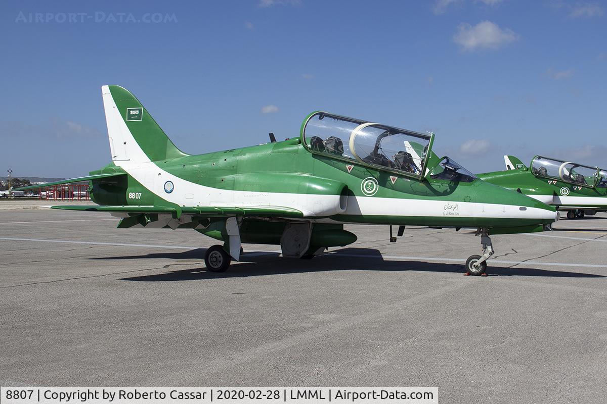 8807, British Aerospace Hawk 65A C/N SA026/330, Park 2