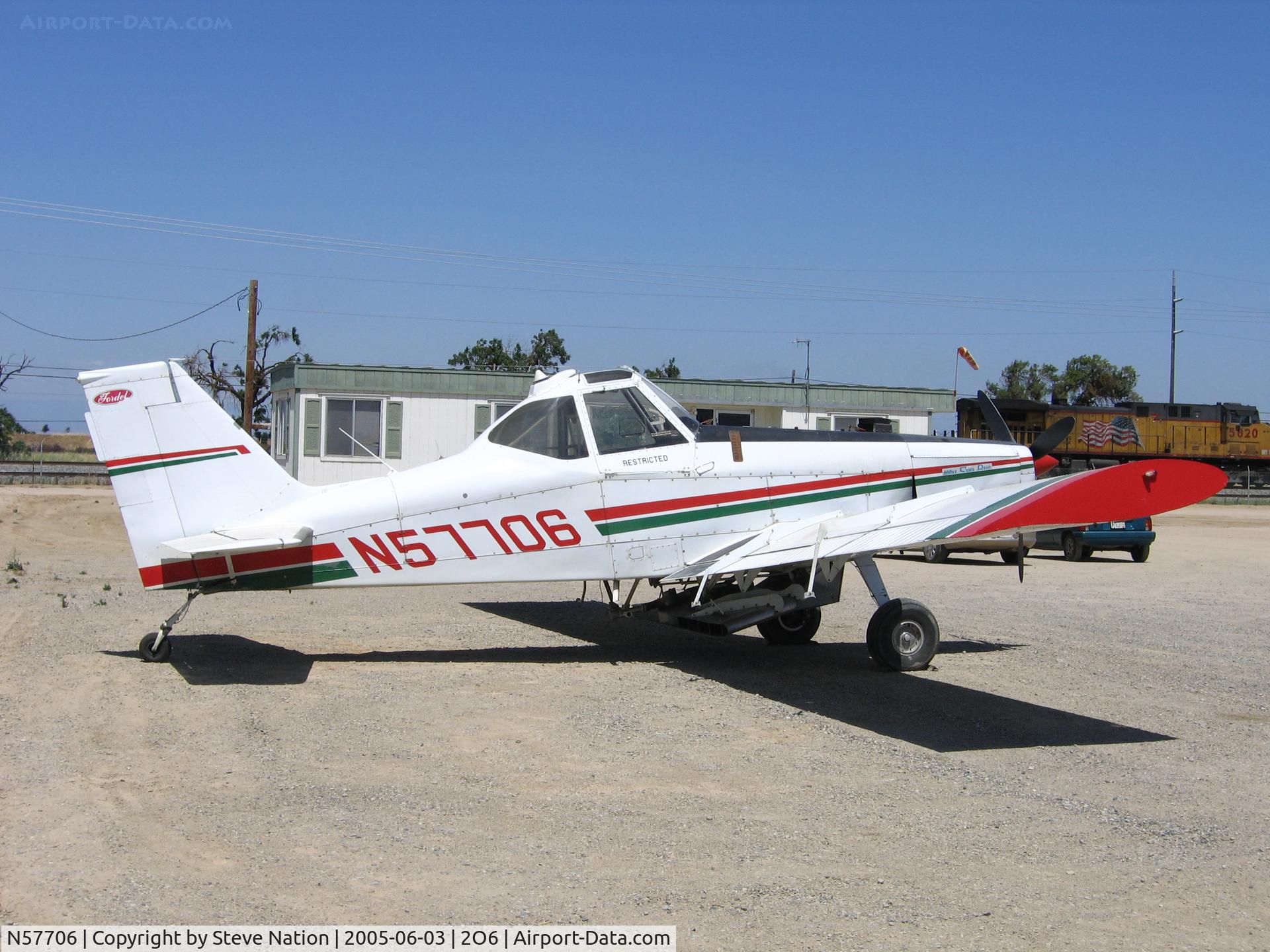 N57706, Piper PA-36-285 Pawnee Brave C/N 36-7660032, Fordel/Thiel Air Care Piper Pa-36-285 Brave (with spreader) at Chowchilla, CA
