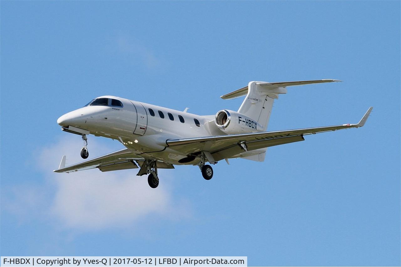 F-HBDX, 2015 Embraer EMB-505 Phenom 300 C/N 50500216, Embraer EMB-505 Phenom 300, On final rwy 23, Bordeaux-Mérignac airport (LFBD-BOD)