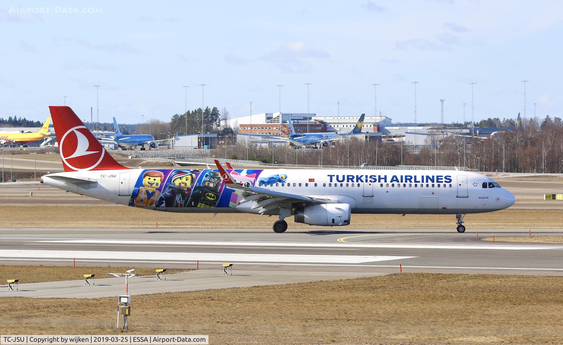 TC-JSU, 2015 Airbus A321-231 C/N 6709, RWY 01R