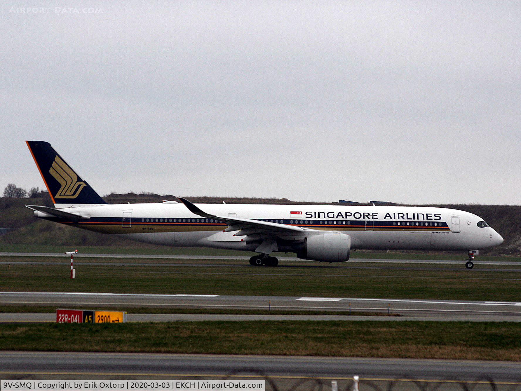 9V-SMQ, 2017 Airbus A350-941 C/N 133, 9V-SMQ taxi for take off rw 04