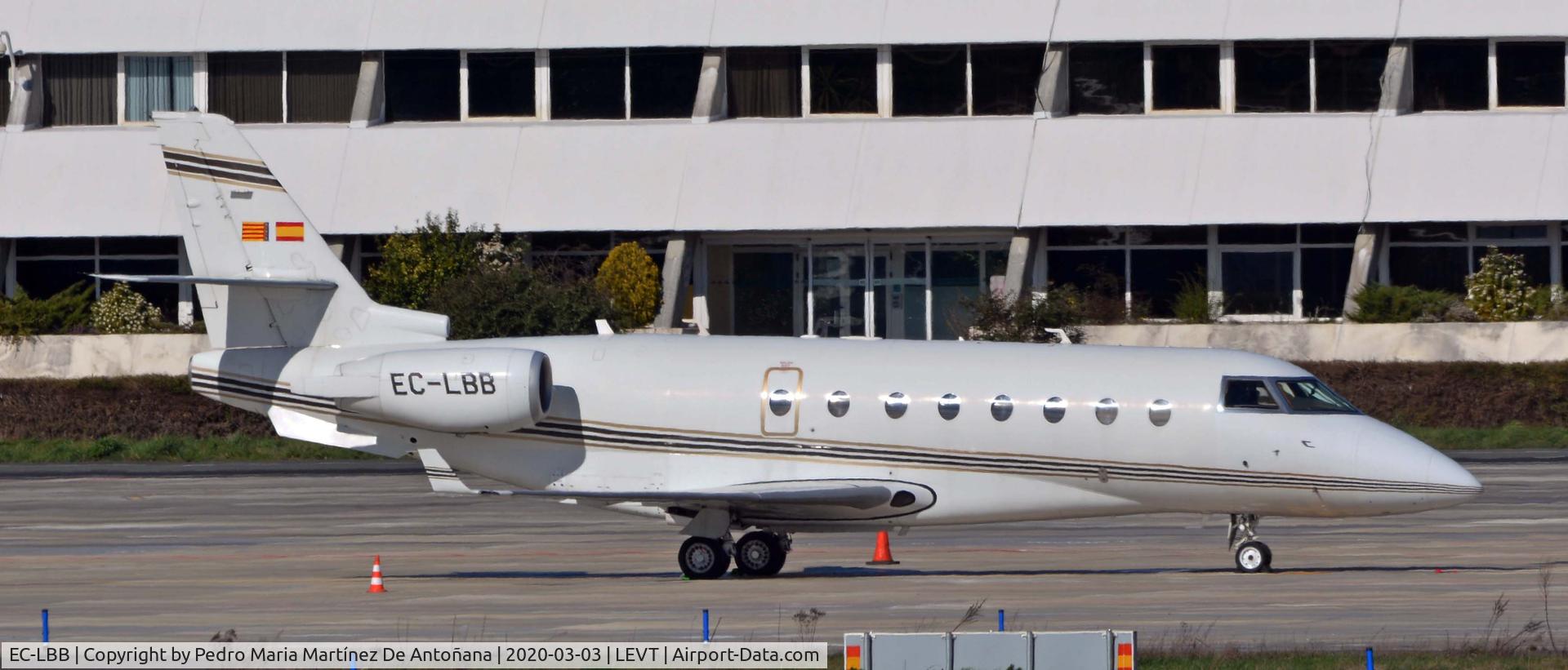 EC-LBB, 2009 Gulfstream Aerospace G200 C/N 222, Aeropuerto de Foronda - Vitoria-Gasteiz - Euskadi - España
