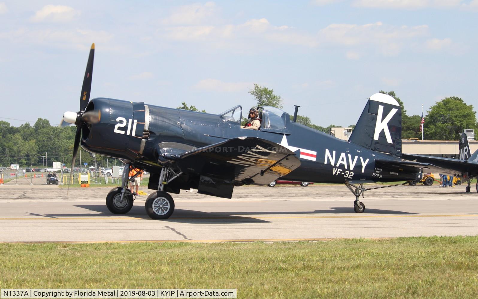 N1337A, 1952 Vought F4U-7 Corsair C/N 977, Corsair