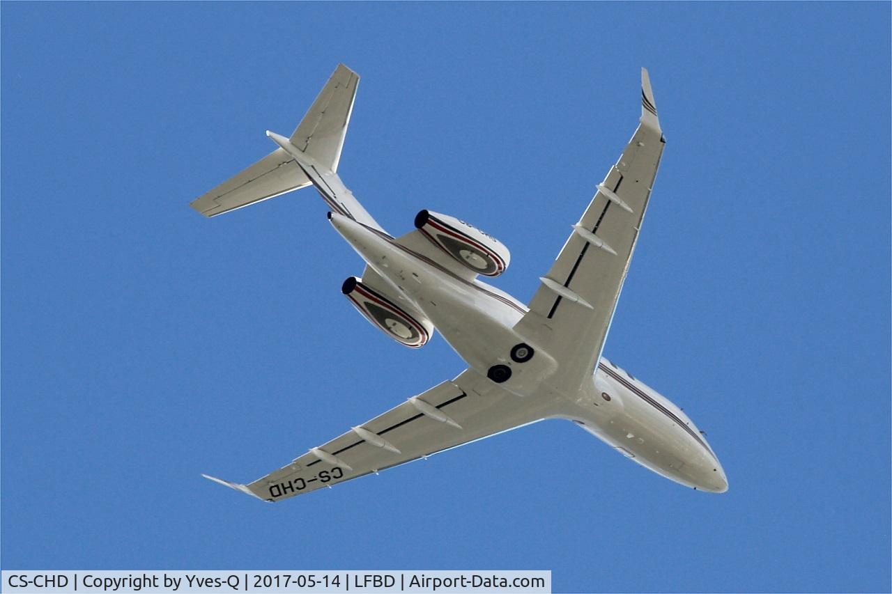 CS-CHD, 2015 Bombardier Challenger 350 (BD-100-1A10) C/N 20584, Bombardier Challenger 350, Climbing from rwy 05, Bordeaux-Mérignac airport (LFBD-BOD)