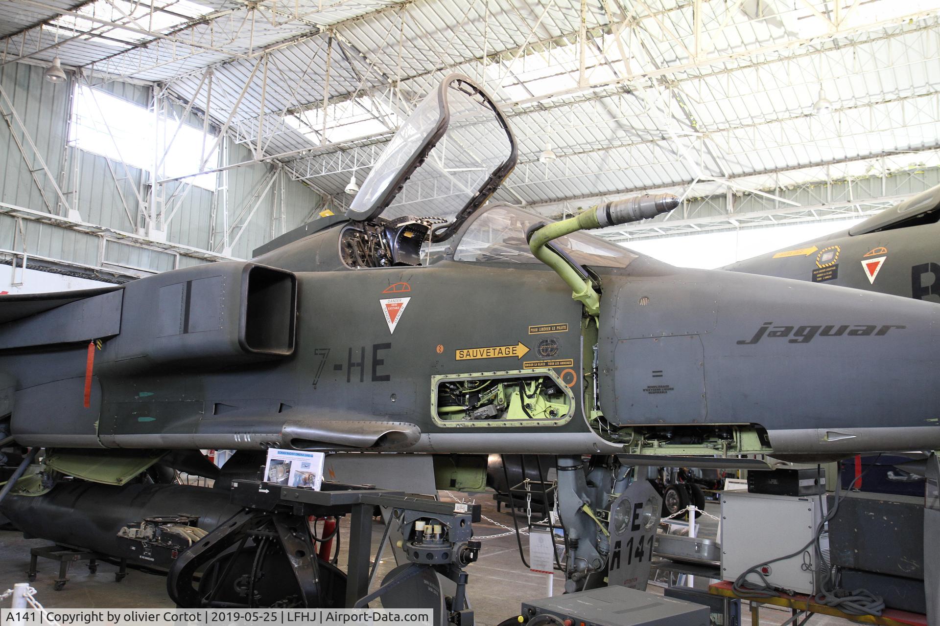 A141, Sepecat Jaguar A C/N A141, note the refueling probe
