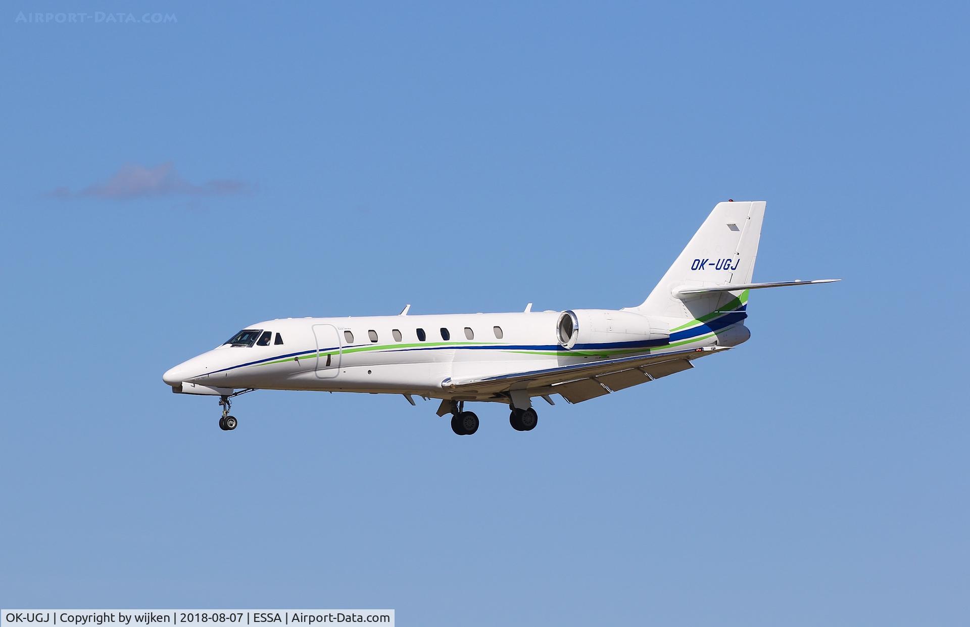 OK-UGJ, 2012 Cessna 680 Citation Sovereign C/N 680-0324, RWY 26