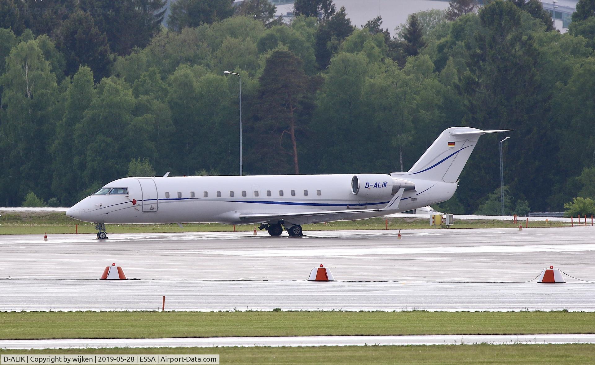 D-ALIK, 2006 Bombardier Challenger 850 (CL-600-2B19) C/N 8066, Ramp M
