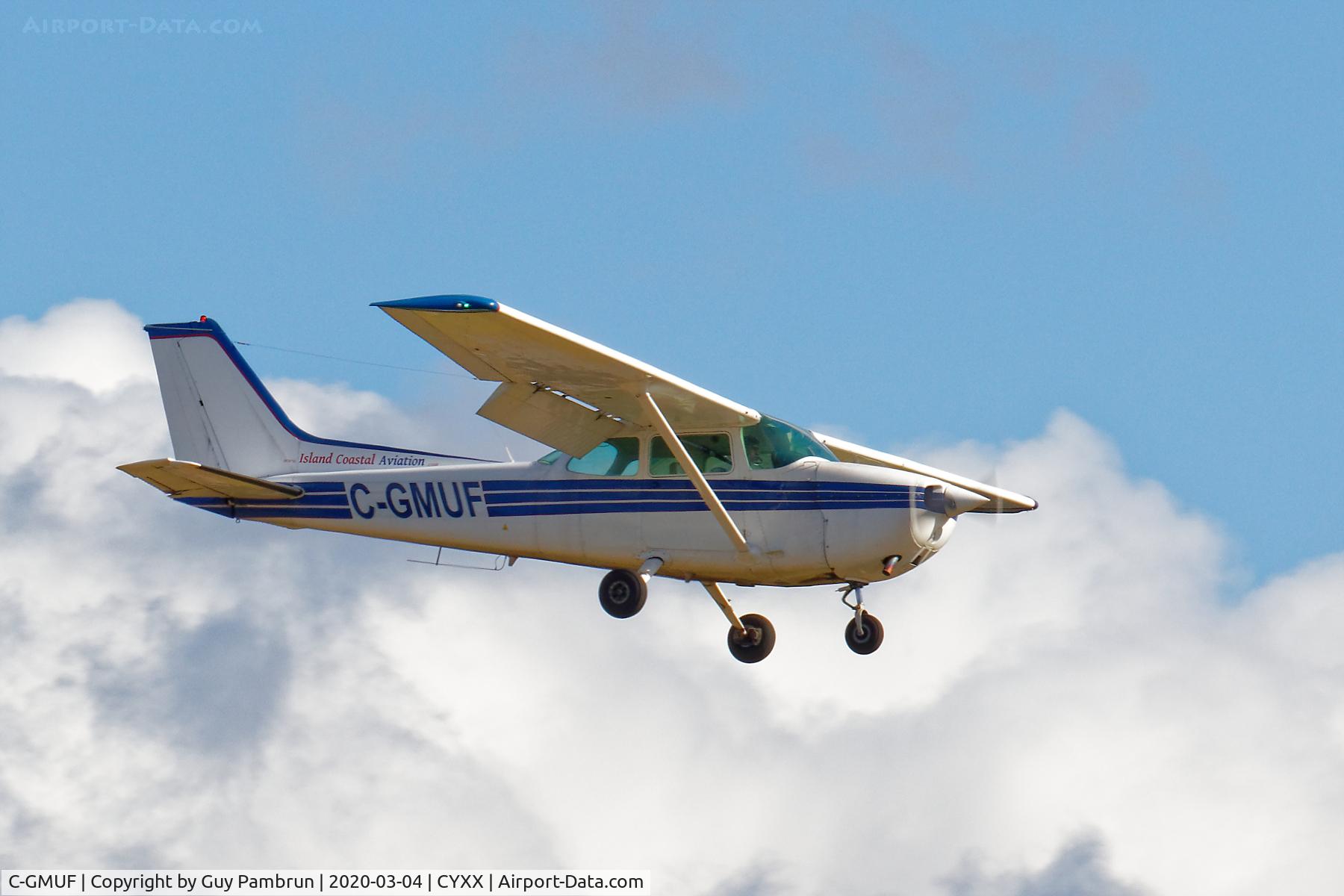 C-GMUF, 1979 Cessna 172N C/N 17271259, Landing
