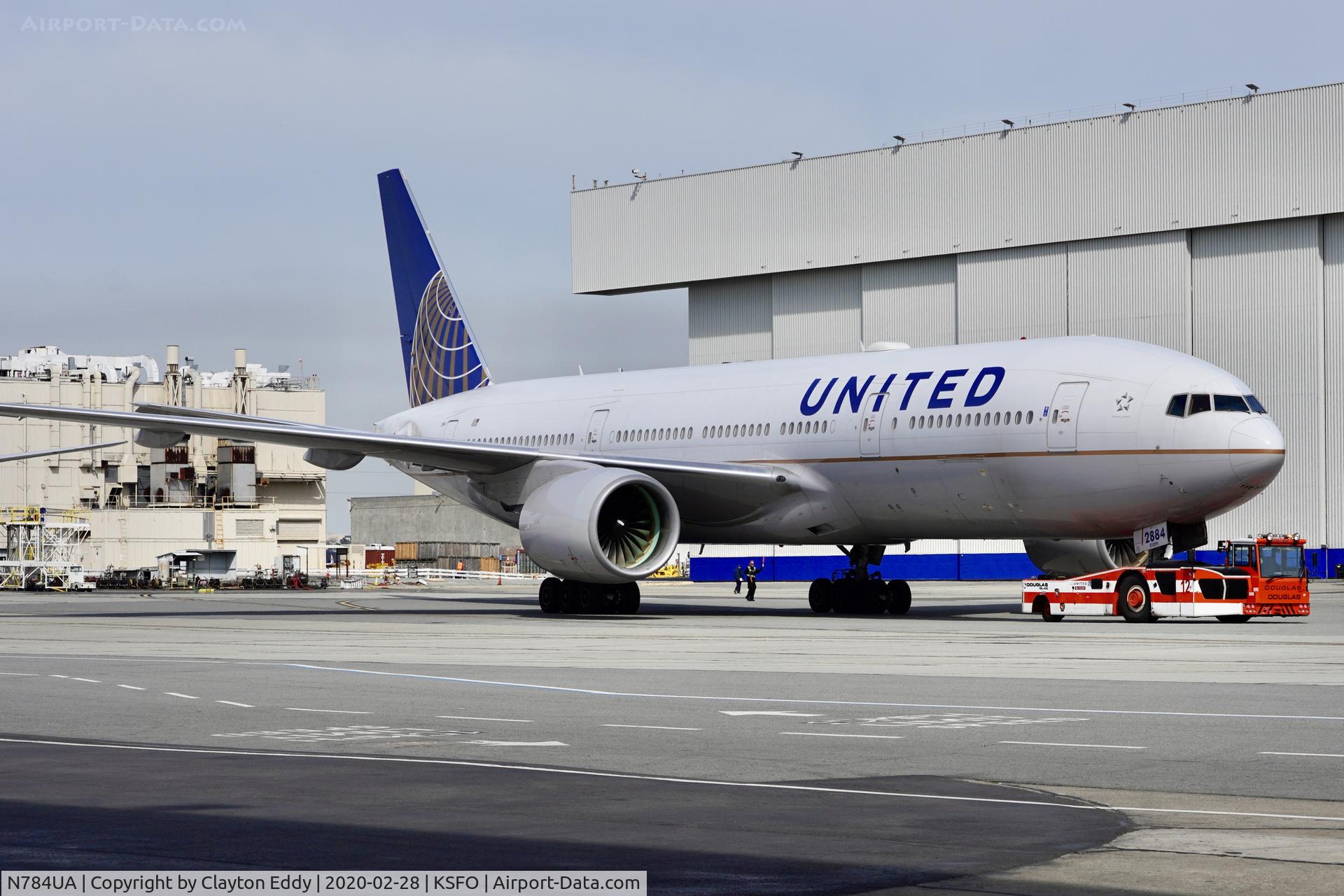 N784UA, 1997 Boeing 777-222/ER C/N 26951, SFO 2020.