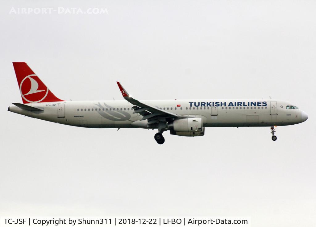TC-JSF, 2013 Airbus A321-231 C/N 5465, Landing rwy 32L