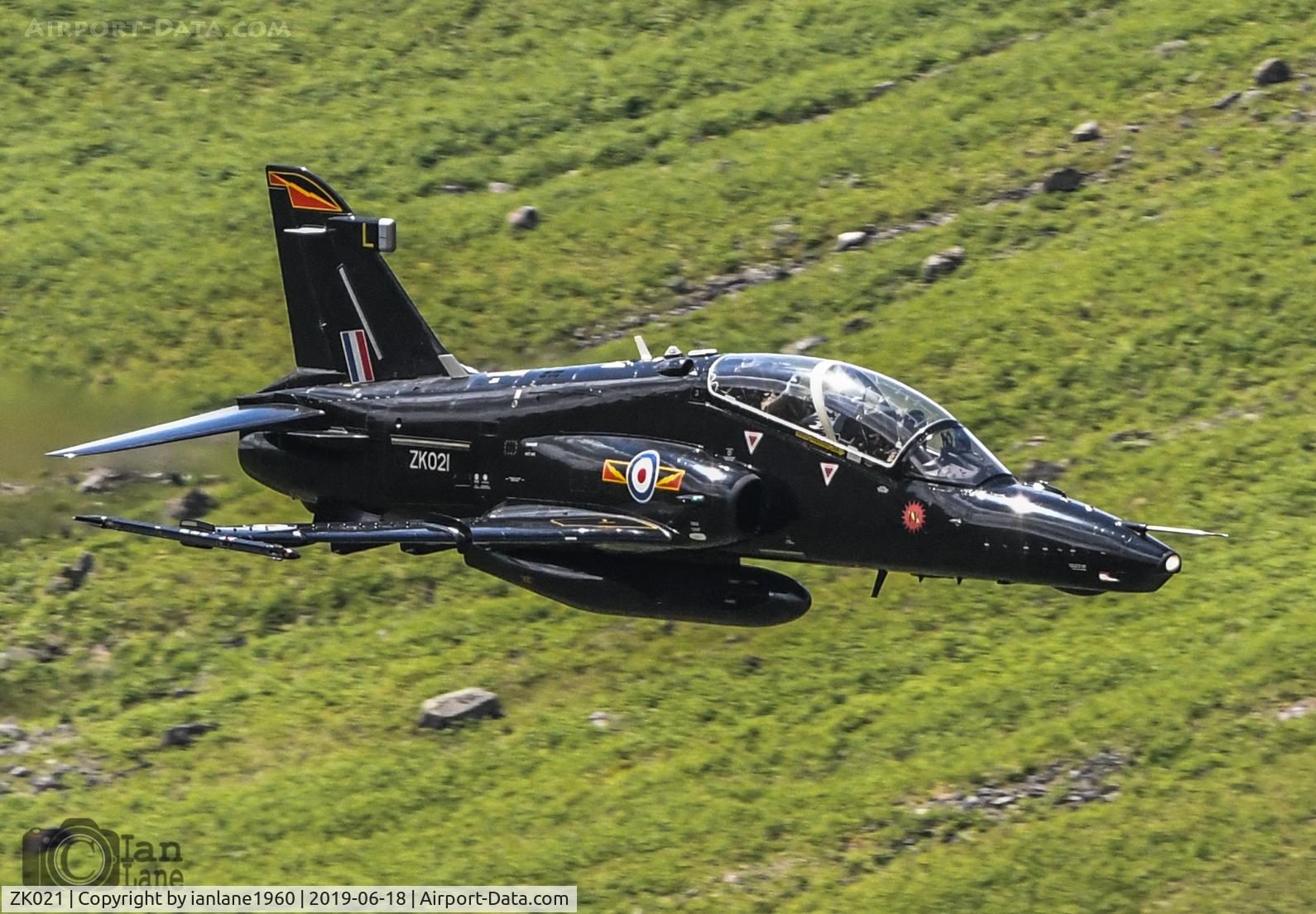 ZK021, 2009 BAe Systems Hawk T2 C/N RT012/1250, LFA17 Dunmail Raise