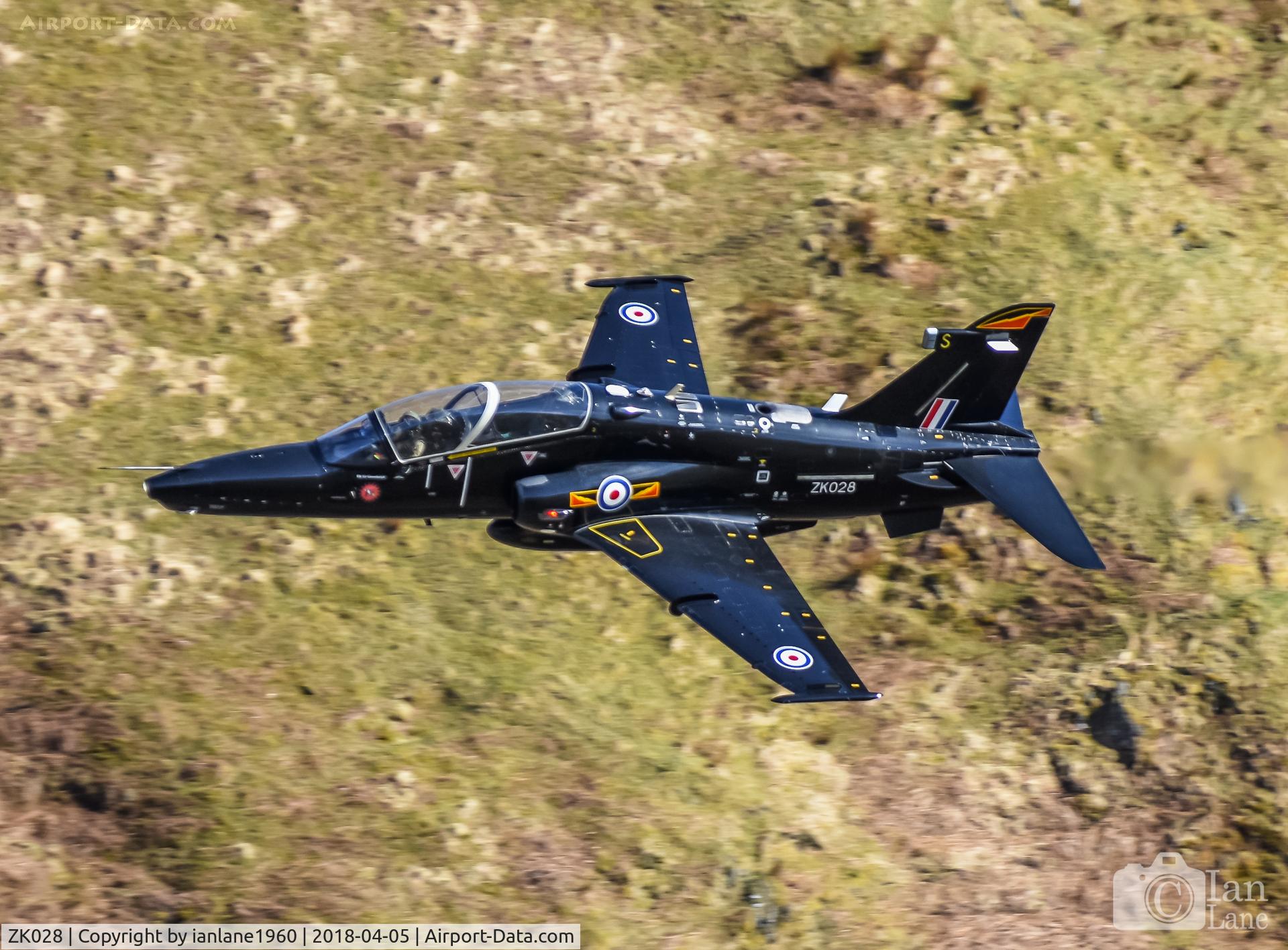 ZK028, 2009 British Aerospace Hawk T2 C/N RT019/1257, LFA07 Machloop