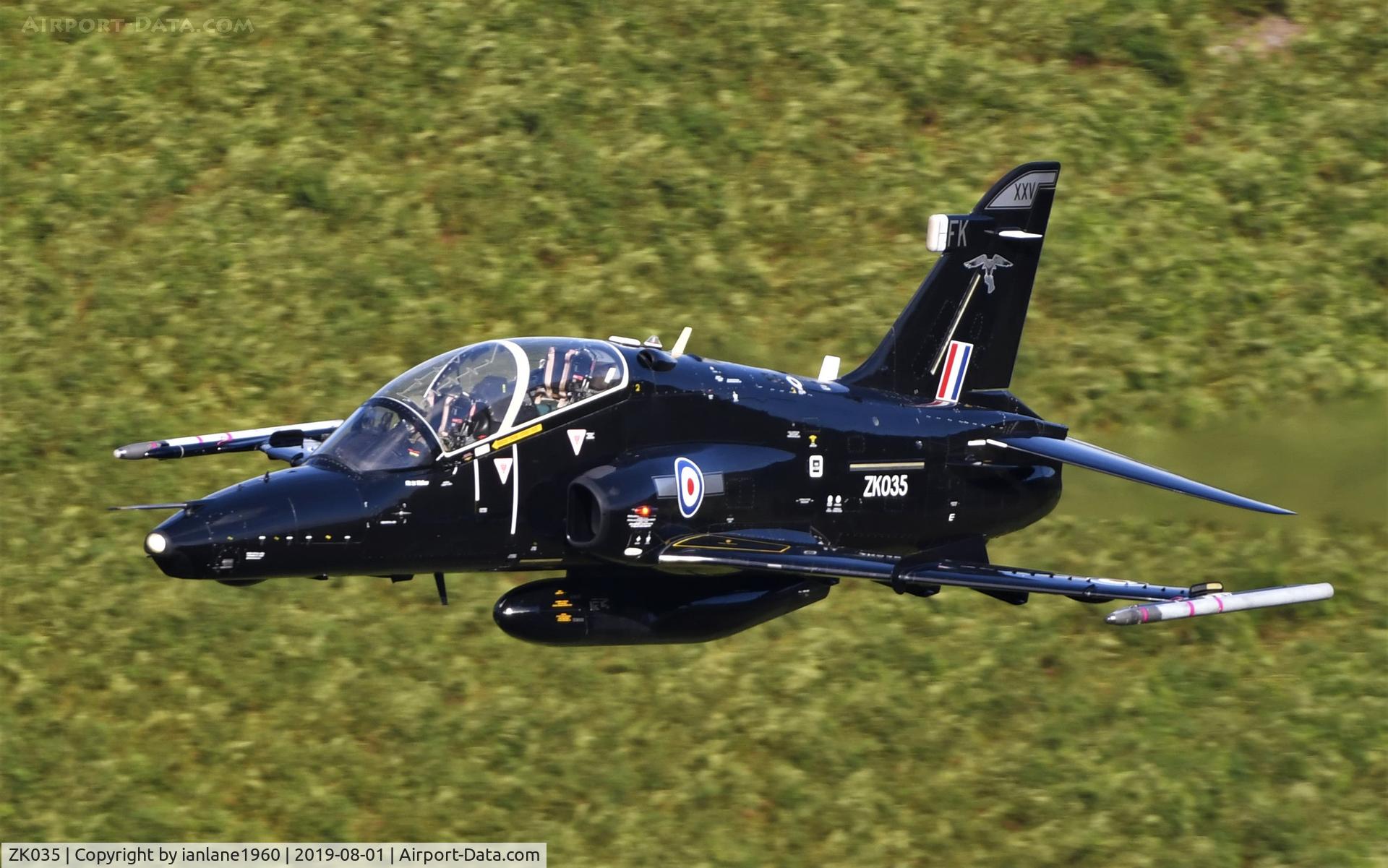 ZK035, 2010 British Aerospace Hawk T2 C/N RT026/1264, LFA07 Mach Loop