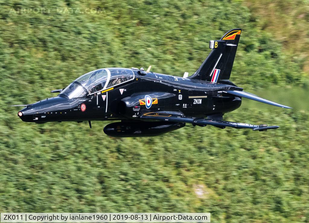 ZK011, 2006 British Aerospace Hawk T2 C/N RT002/1240, LFA07 Mach Loop