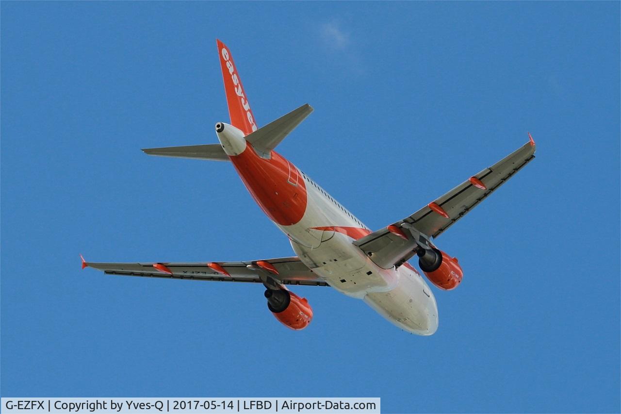 G-EZFX, 2010 Airbus A319-111 C/N 4385, Airbus A319-111, Climbing from rwy 05, Bordeaux-Mérignac airport (LFBD-BOD)