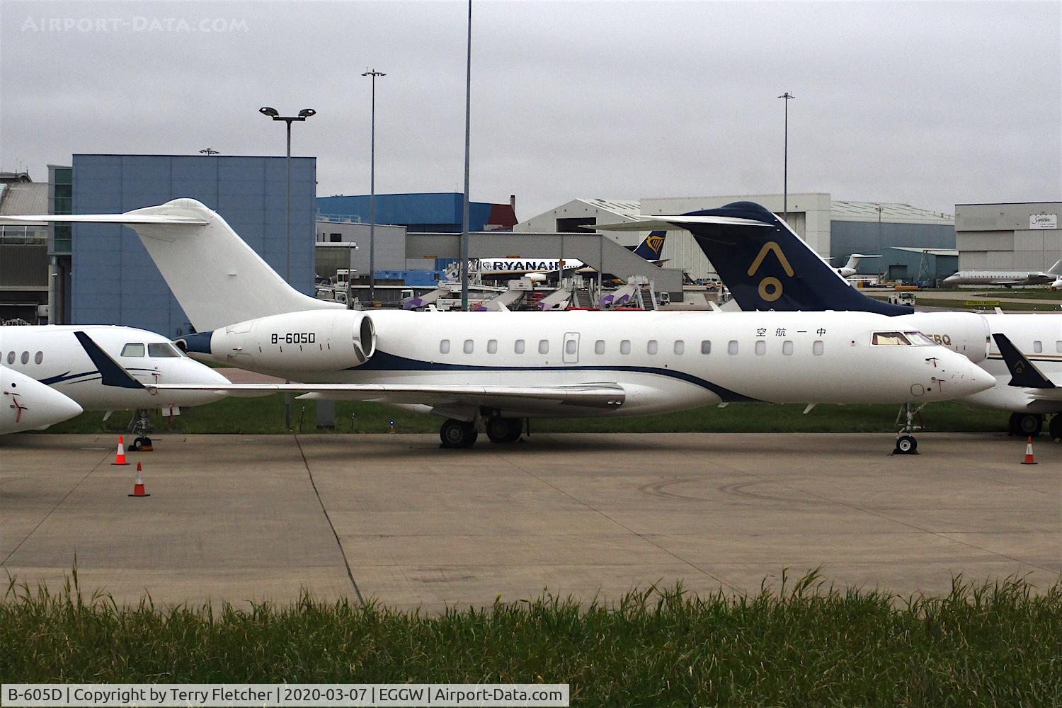 B-605D, 2016 Bombardier BD700-1A10 Global 6000 C/N 9716, At Luton