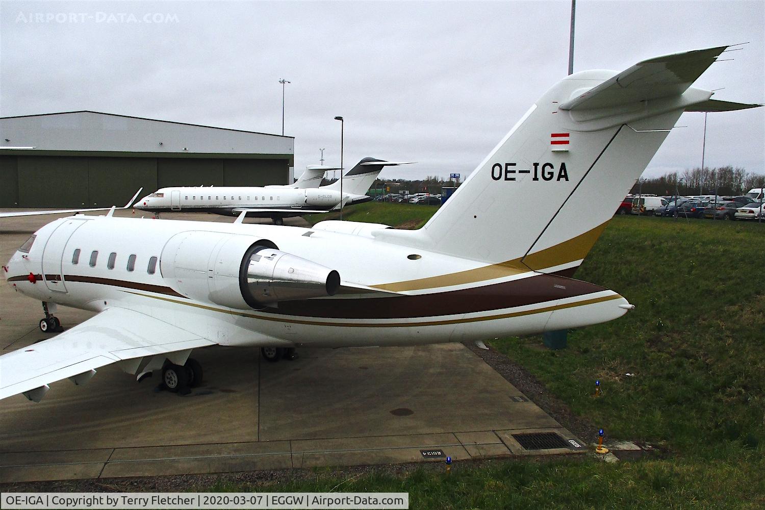 OE-IGA, 2016 Bombardier Challenger 650 (CL-600-2B16) C/N 6070, At Luton