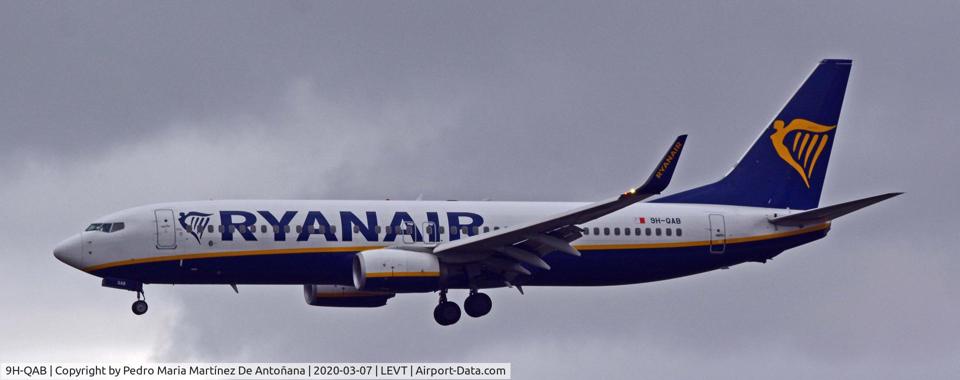 9H-QAB, 2017 Boeing 737-8AS C/N 44792, Aeropuerto de Foronda - Vitoria-Gasteiz - Euskadi - España