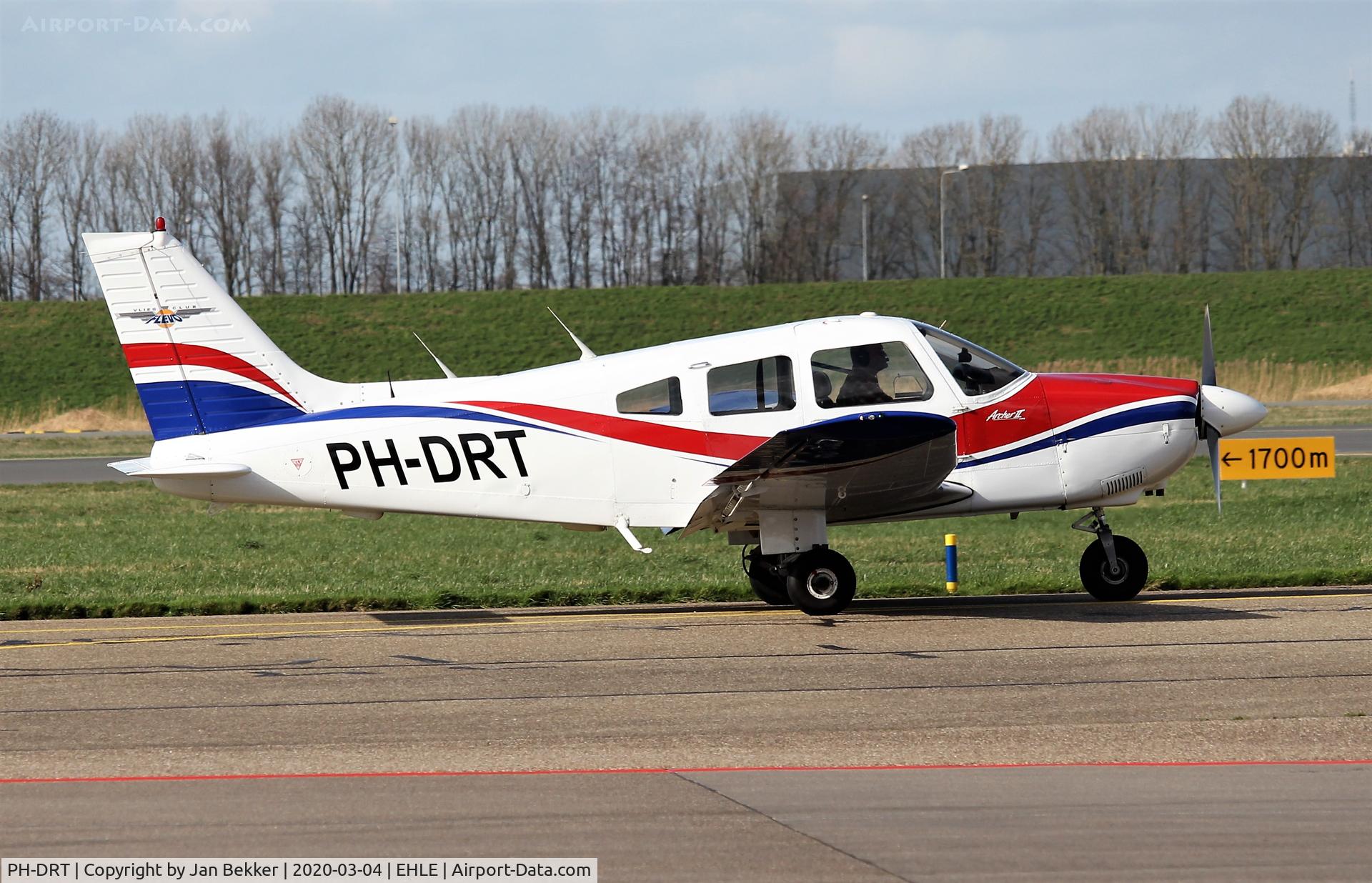 PH-DRT, 1984 Piper PA-28-181 Archer II C/N 28-8490055, Lelystad Airport