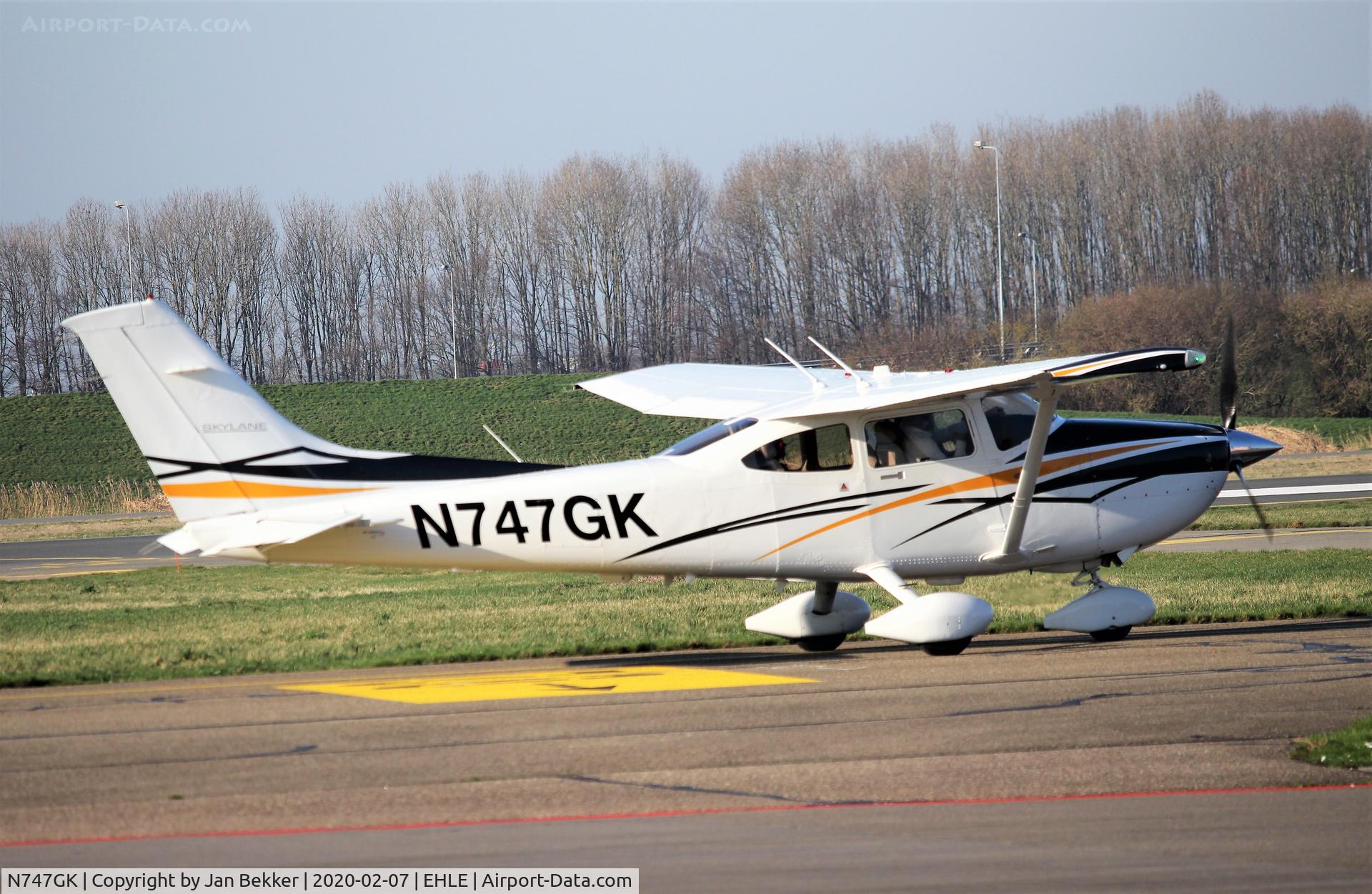 N747GK, 2007 Cessna 182T Skylane C/N 18282029, Lelystad Airport