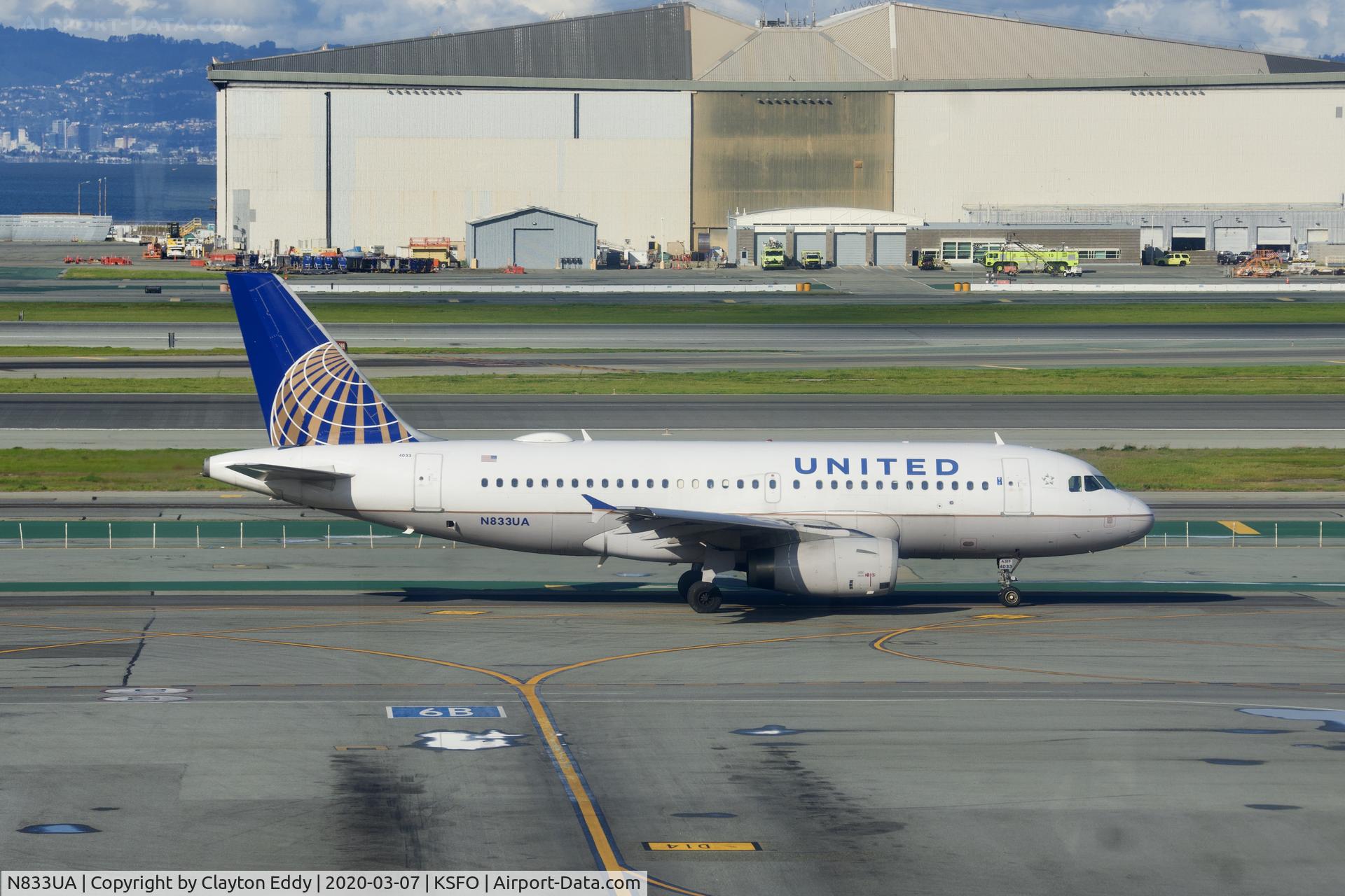 N833UA, 2000 Airbus A319-131 C/N 1401, SFO 2020.