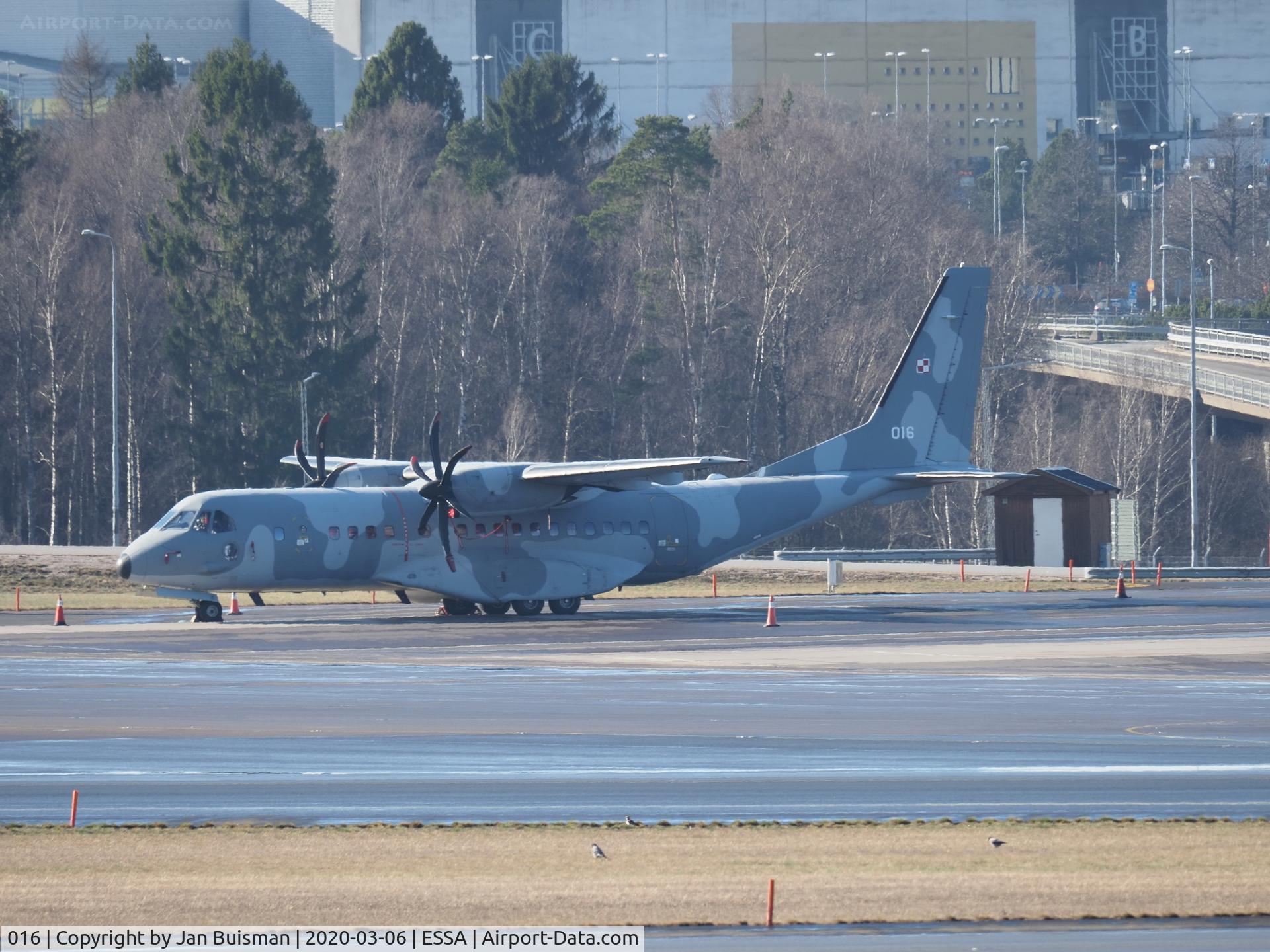 016, 2004 CASA C-295M C/N S-018, Polish Air Force