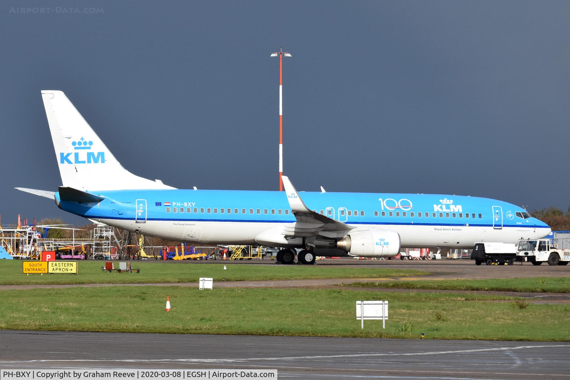 PH-BXY, 2008 Boeing 737-8K2 C/N 30372, Parked at Norwich.