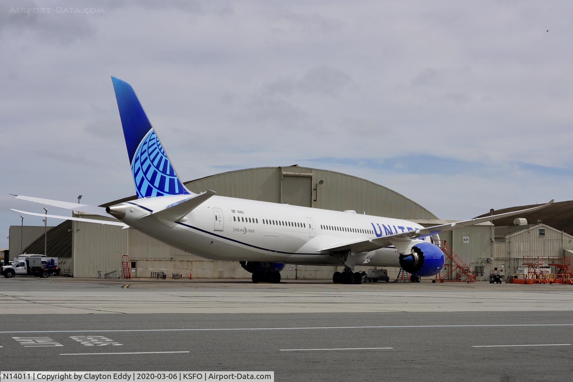 N14011, 2019 Boeing 787-10 Dreamliner Dreamliner C/N 40934, SFO 2020.
