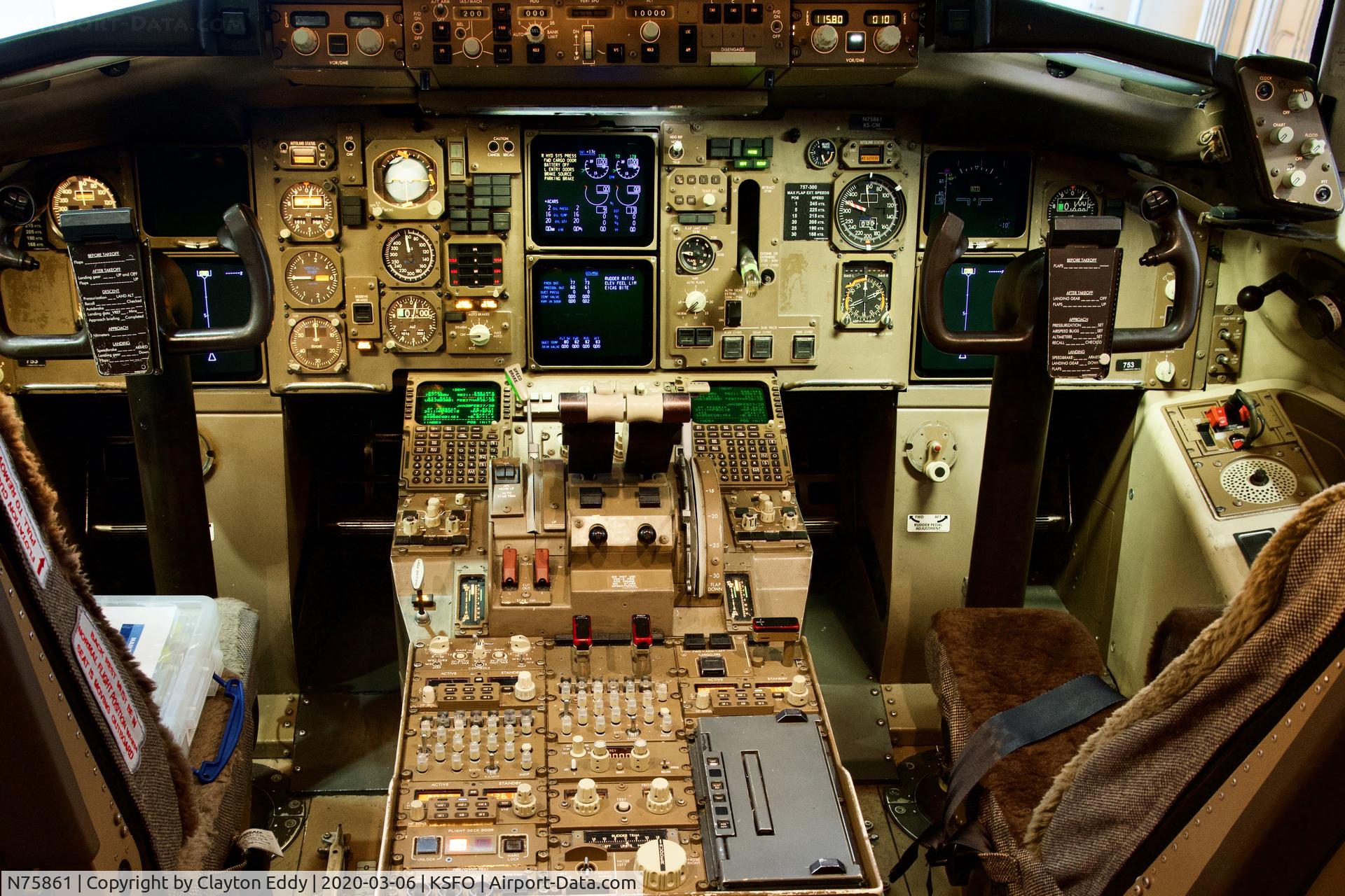 N75861, 2001 Boeing 757-33N C/N 32585, Flightdeck SFO 2020.