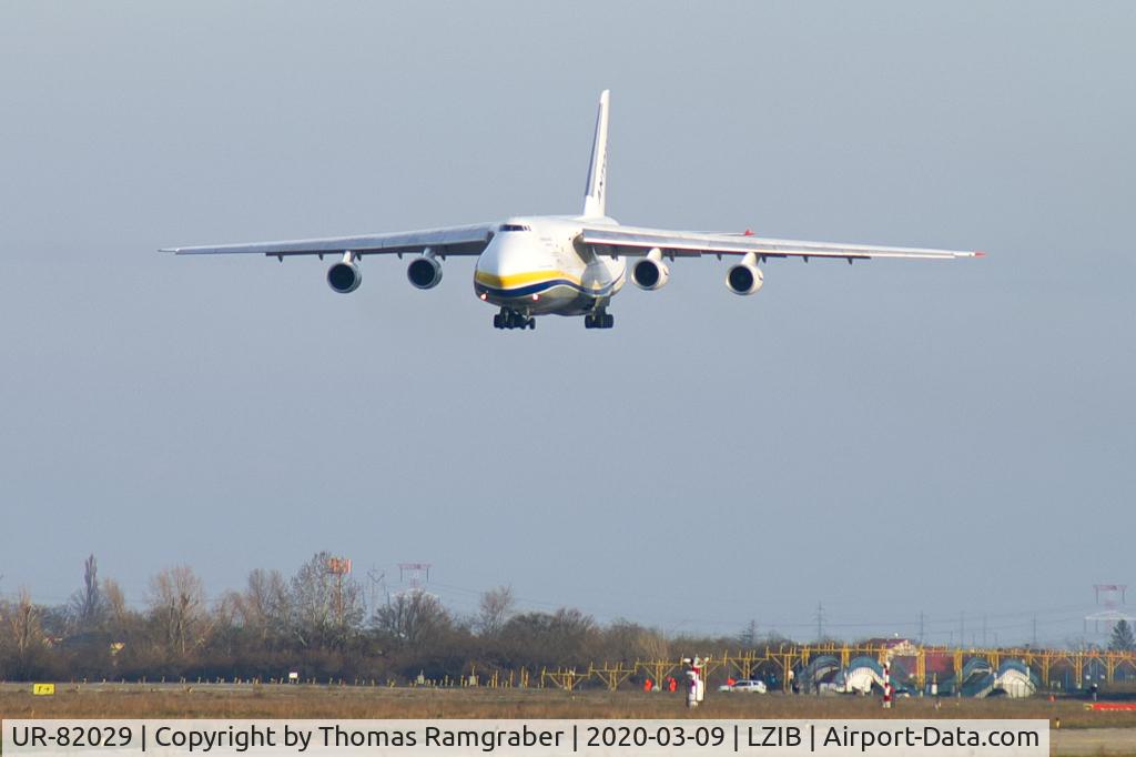 UR-82029, 1991 Antonov An-124-100 Ruslan C/N 19530502630/0210, Antonov Airlines Antonov An-124