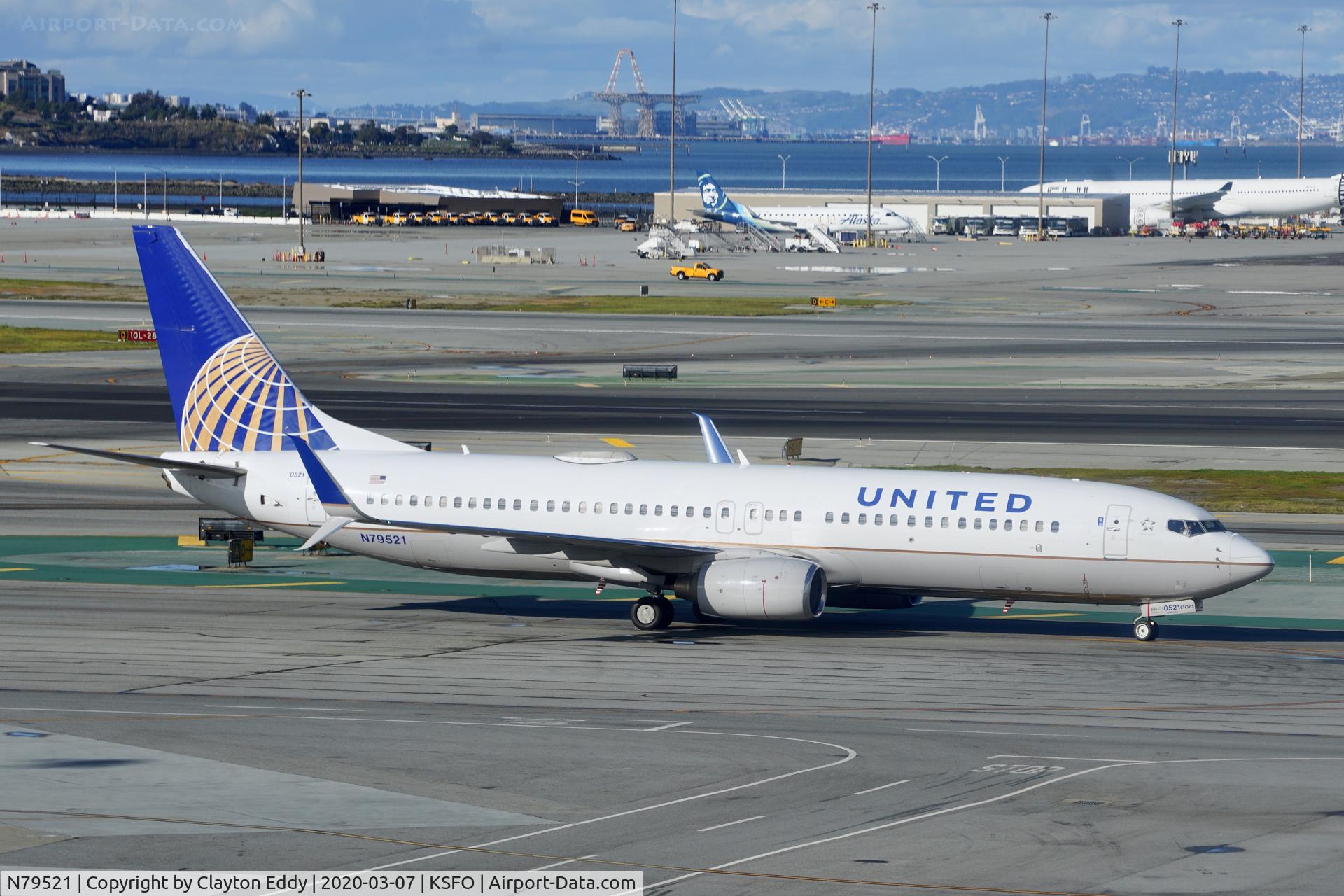 N79521, 2010 Boeing 737-824 C/N 31662, Sky Terrace SFO 2020.