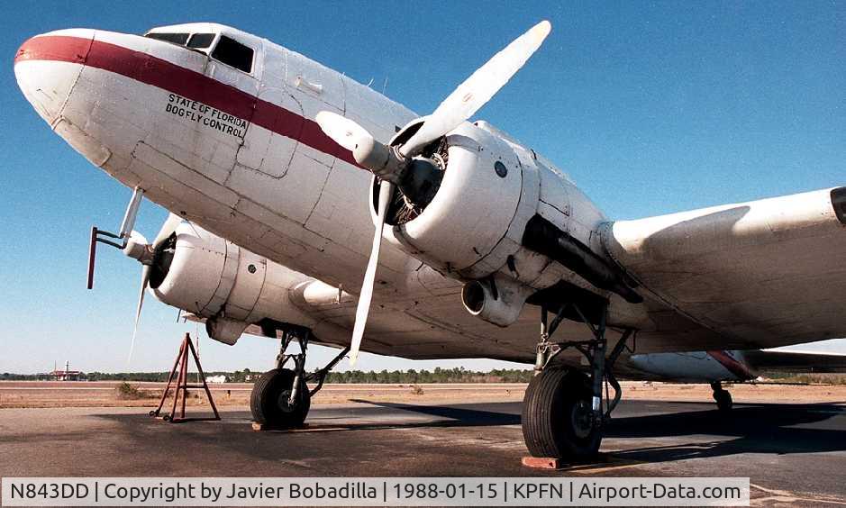 N843DD, 1945 Douglas VC-47D C/N 34286, A January 1988 photo by Javier Bobadilla at Panama City Airport of a 1945 Douglas VC-47D Skytrain (N843DD, cn 32286) used by the State of Florida to spray pesticides.