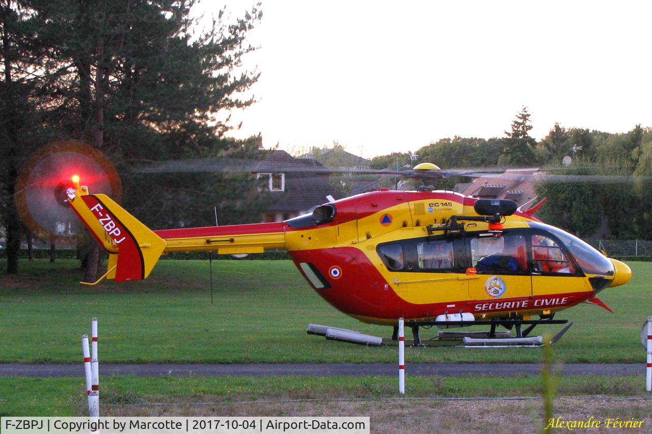 F-ZBPJ, Eurocopter-Kawasaki EC-145 (BK-117C-2) C/N 9017, taking off from Trousseau hospital.