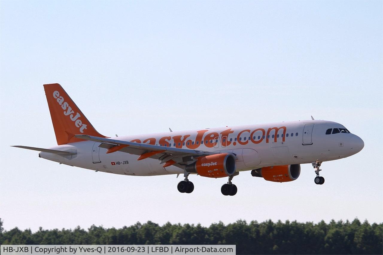 HB-JXB, 2012 Airbus A320-214 C/N 5111, Airbus A320-214, On final rwy 05, Bordeaux Mérignac airport (LFBD-BOD)