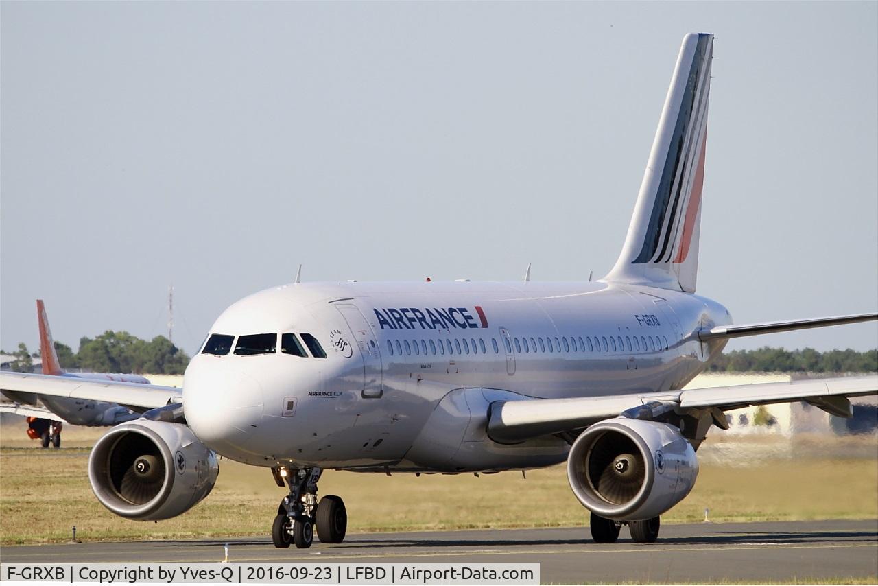 F-GRXB, 2001 Airbus A319-111 C/N 1645, Airbus A319-111, Taxiing to holding point rwy 05, Bordeaux Mérignac airport (LFBD-BOD)