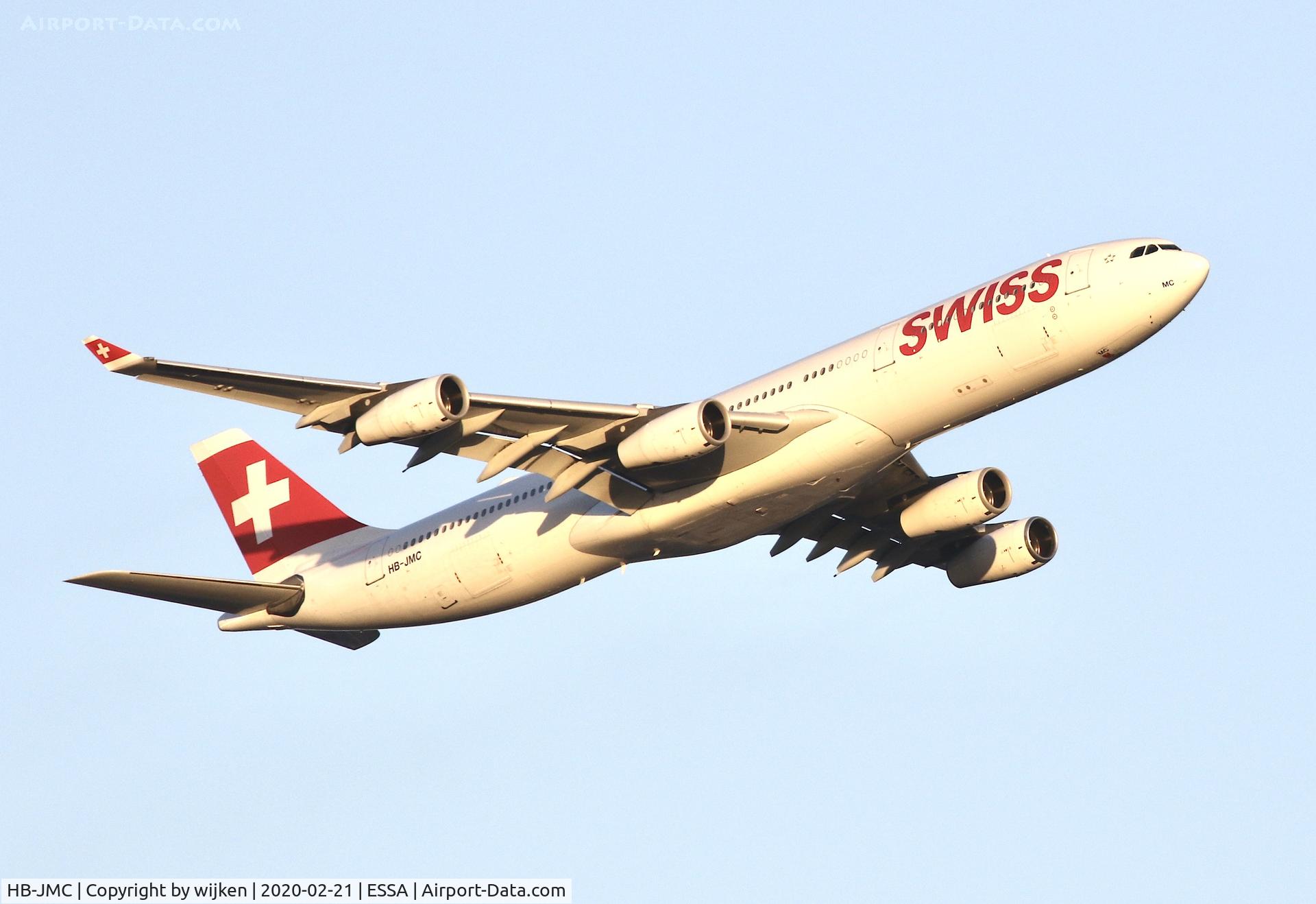 HB-JMC, 2003 Airbus A340-313 C/N 546, RWY 19R