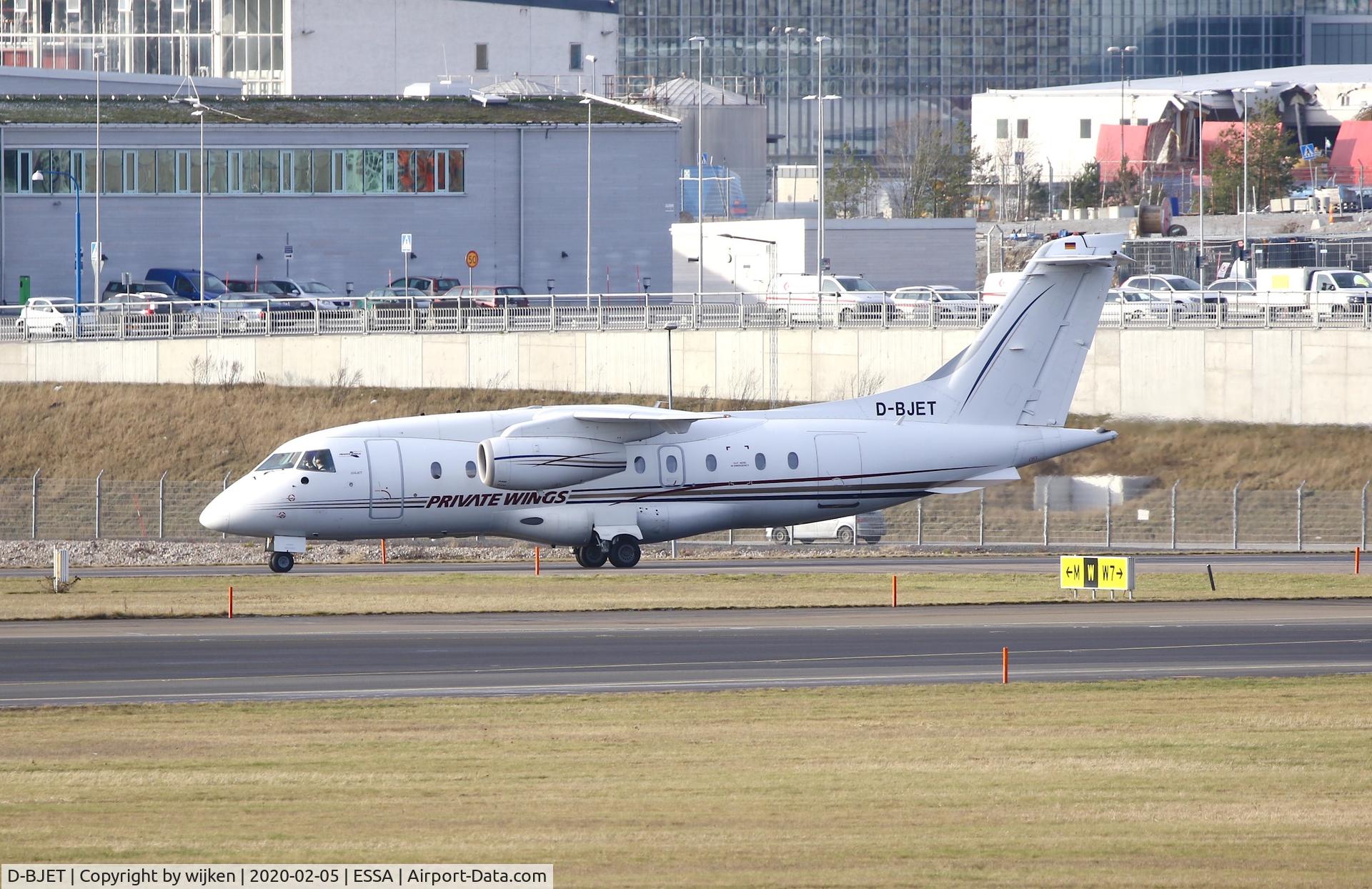 D-BJET, 2004 Fairchild Dornier 328-300 328JET C/N 3207, Ramp M