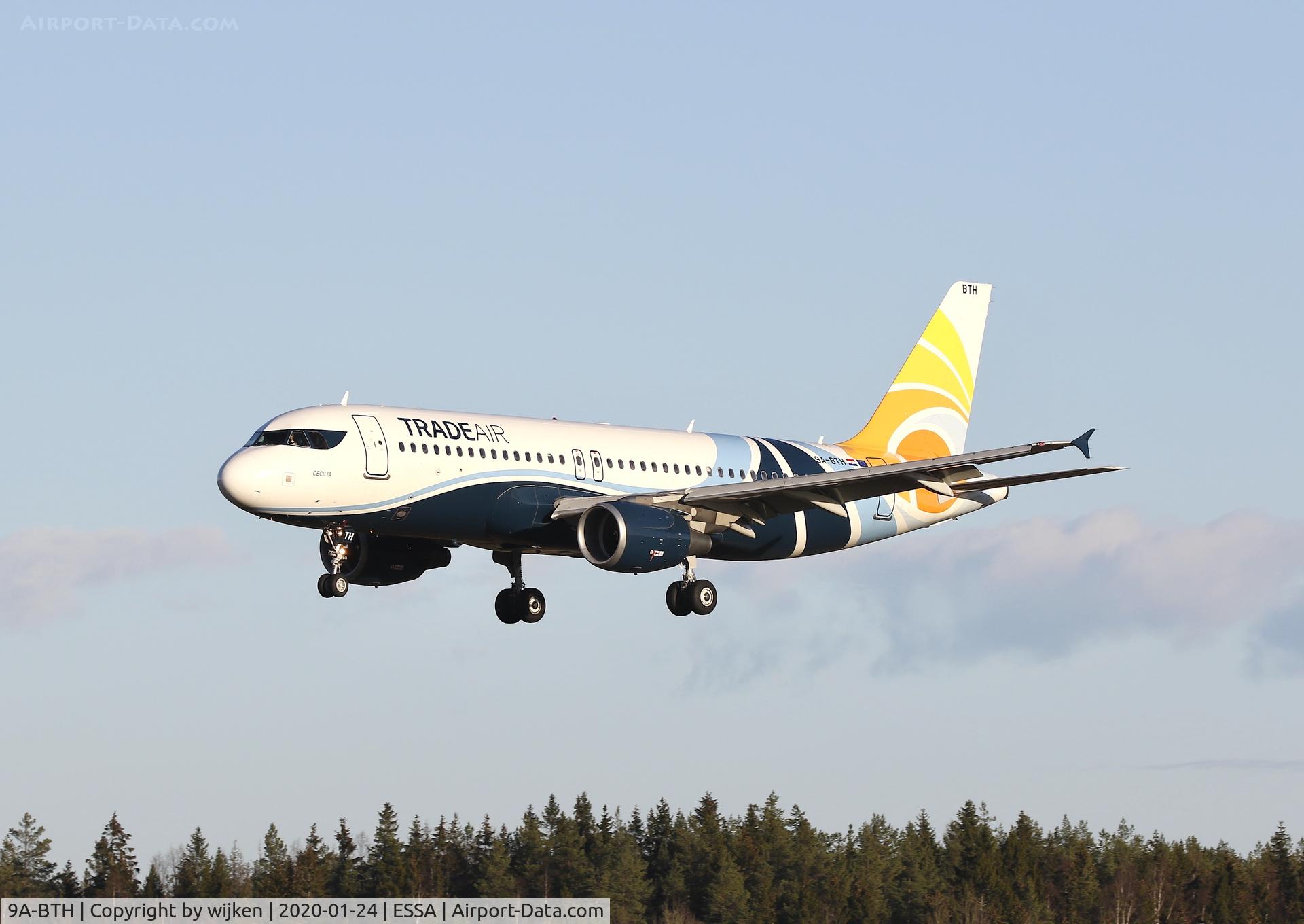 9A-BTH, 2001 Airbus A320-214 C/N 1454, RWY 26