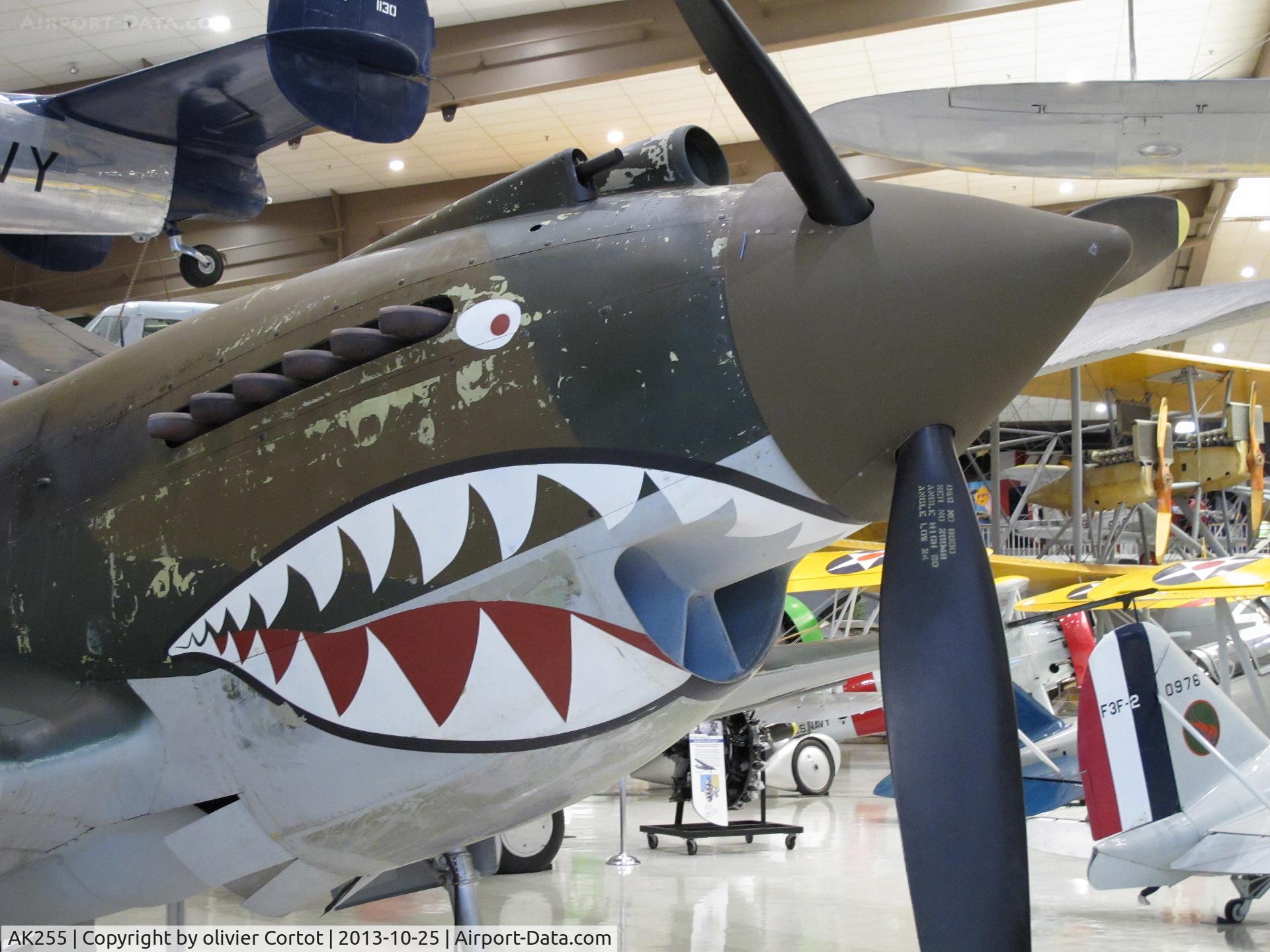 AK255, 1942 Curtiss P-40C Tomahawk Mk.IIb C/N 14737, closer view on the sharkmouth