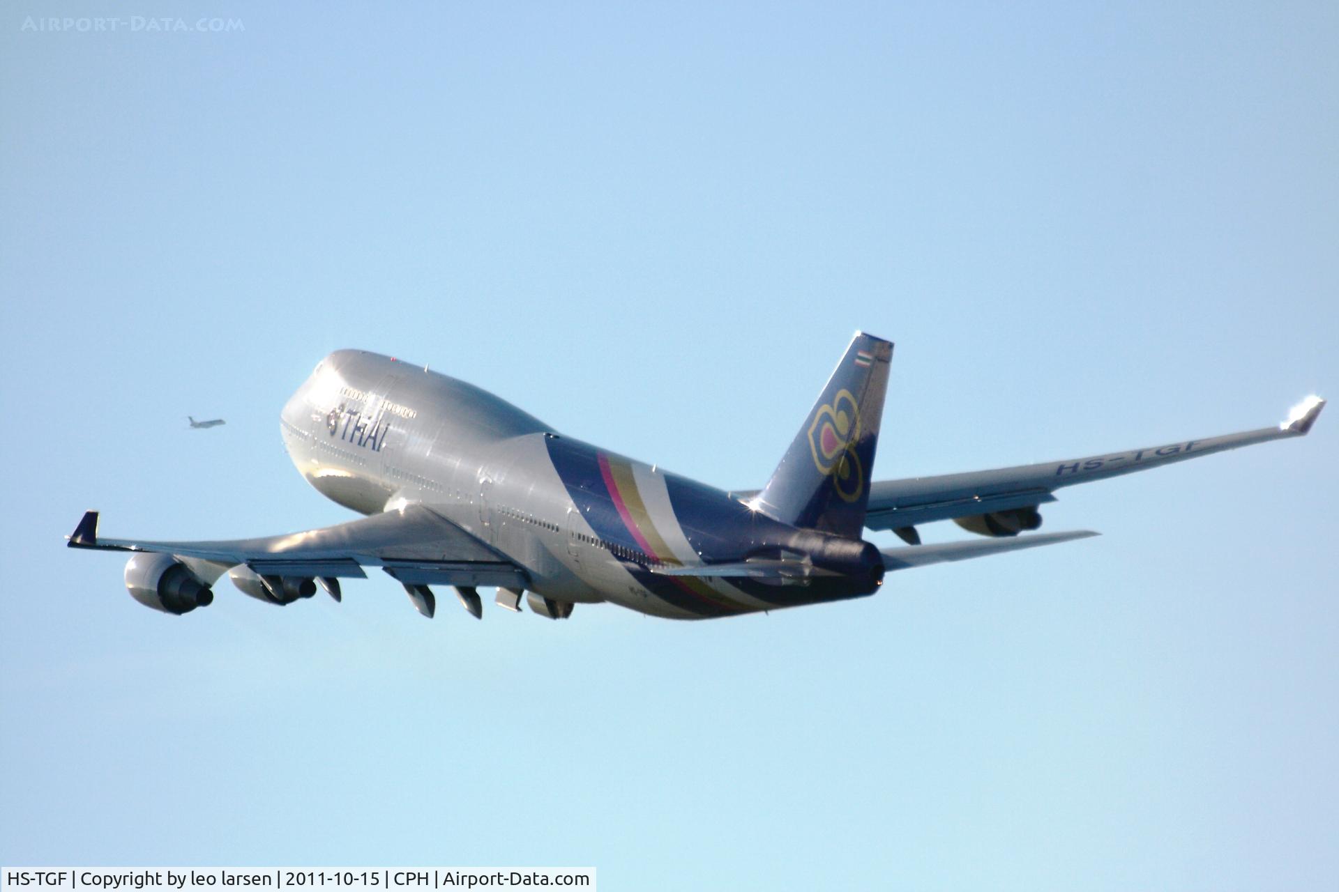 HS-TGF, 2003 Boeing 747-4D7 C/N 33770, Copenhagen 15.10.2011