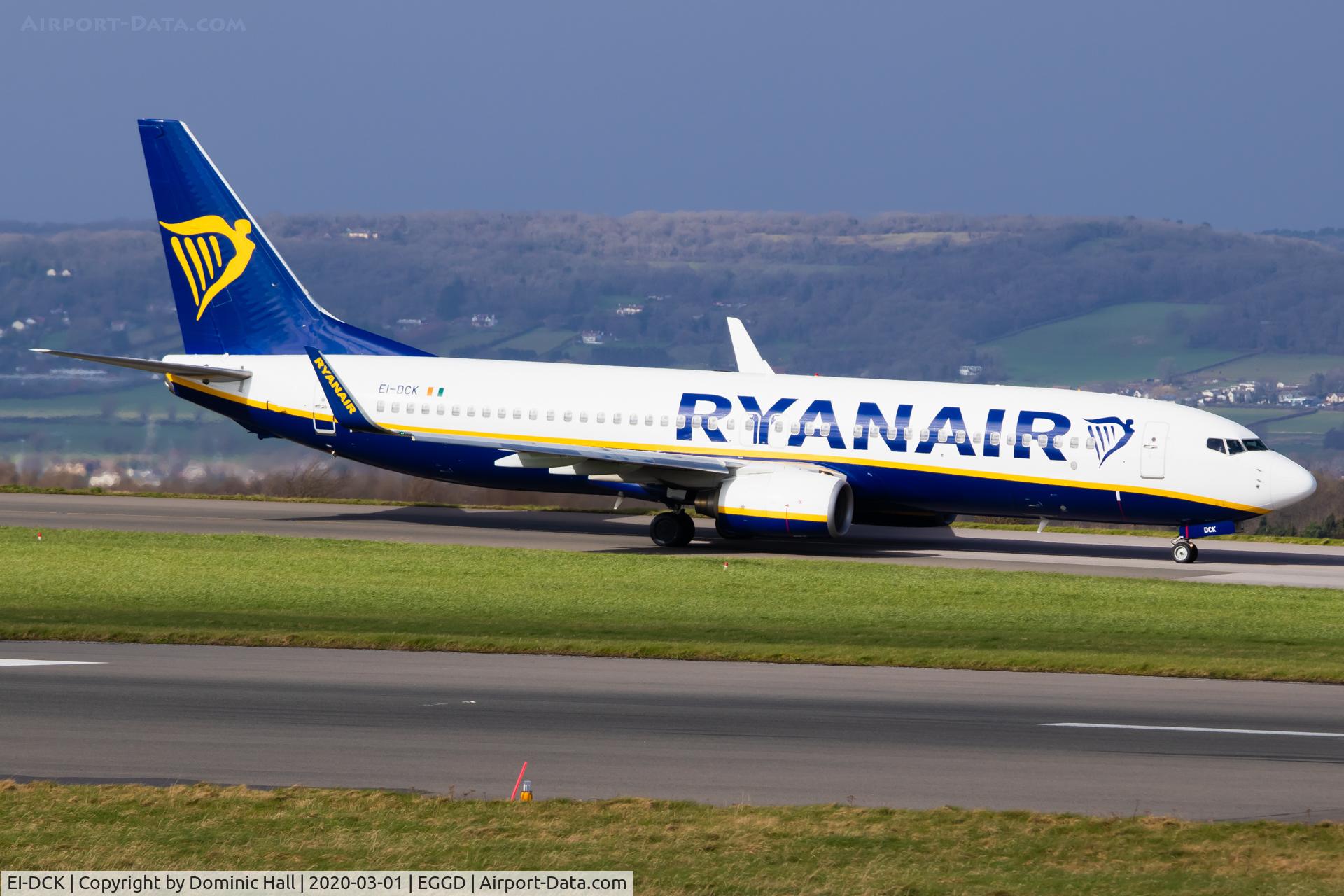 EI-DCK, 2004 Boeing 737-8AS C/N 33565, 01/03/20 BRS