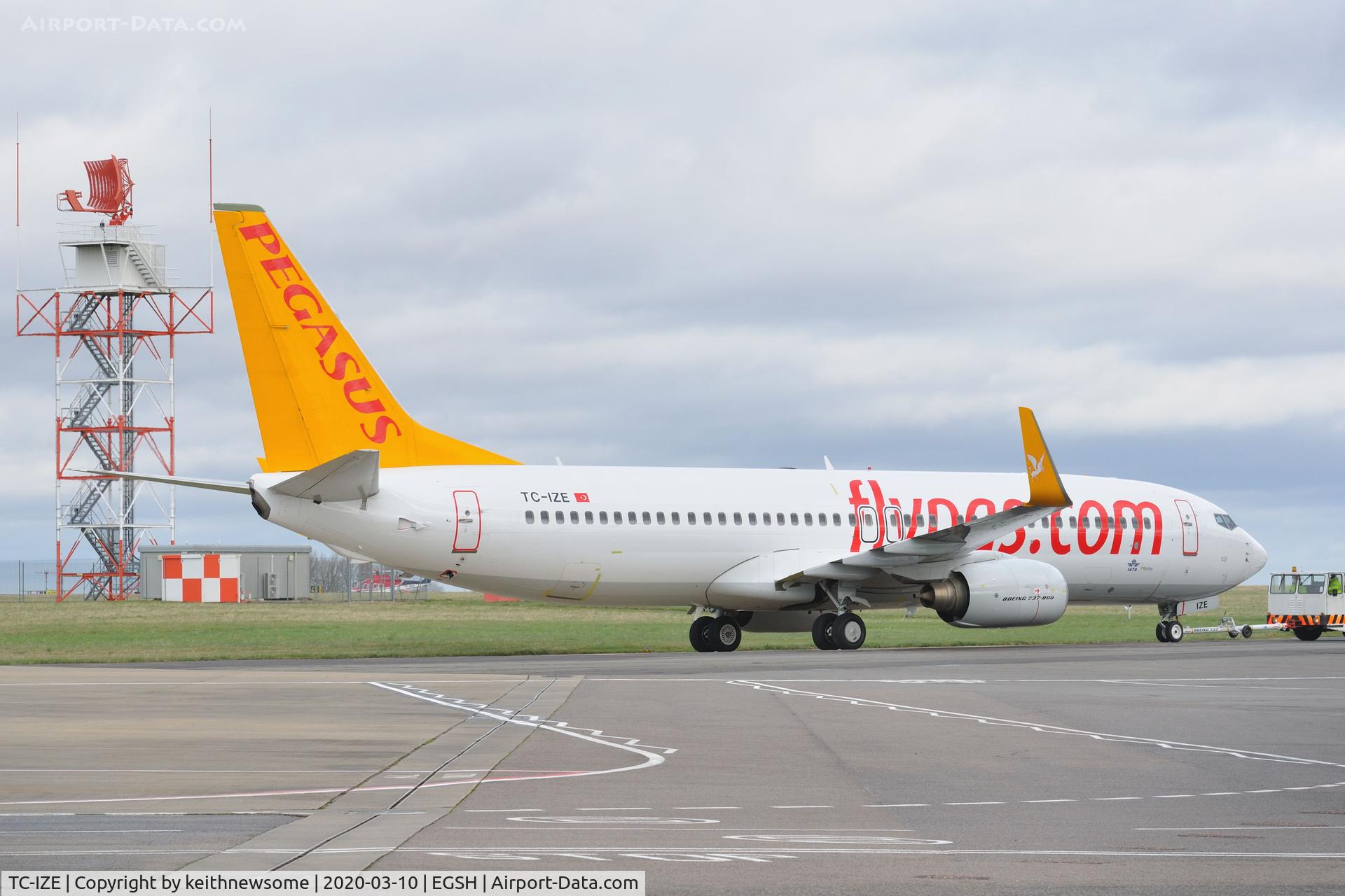 TC-IZE, 2008 Boeing 737-86J C/N 37740, Towed toward spray shop.