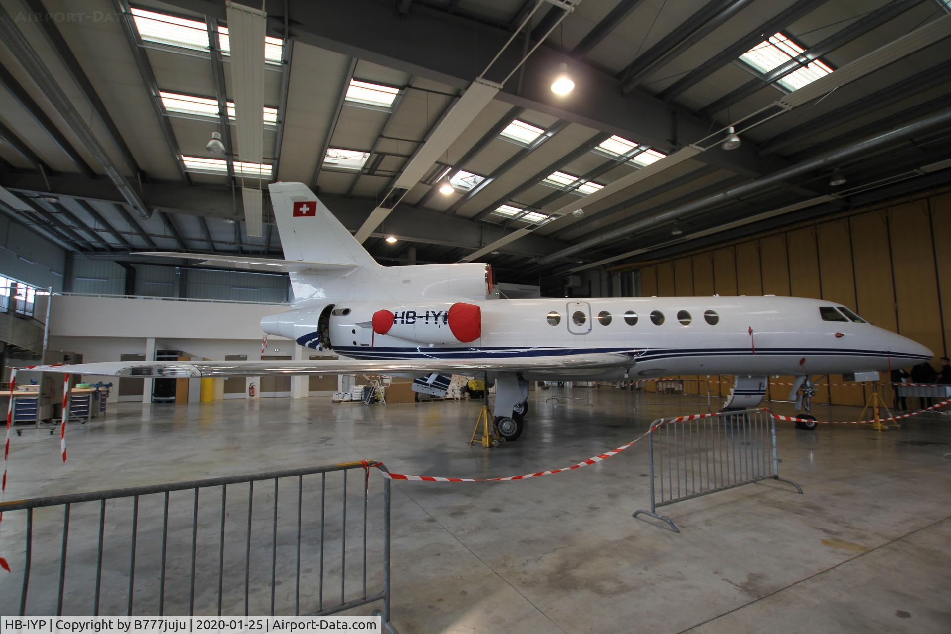 HB-IYP, 1987 Dassault Falcon 50 C/N 183, for training at CFA Bonneuil en France