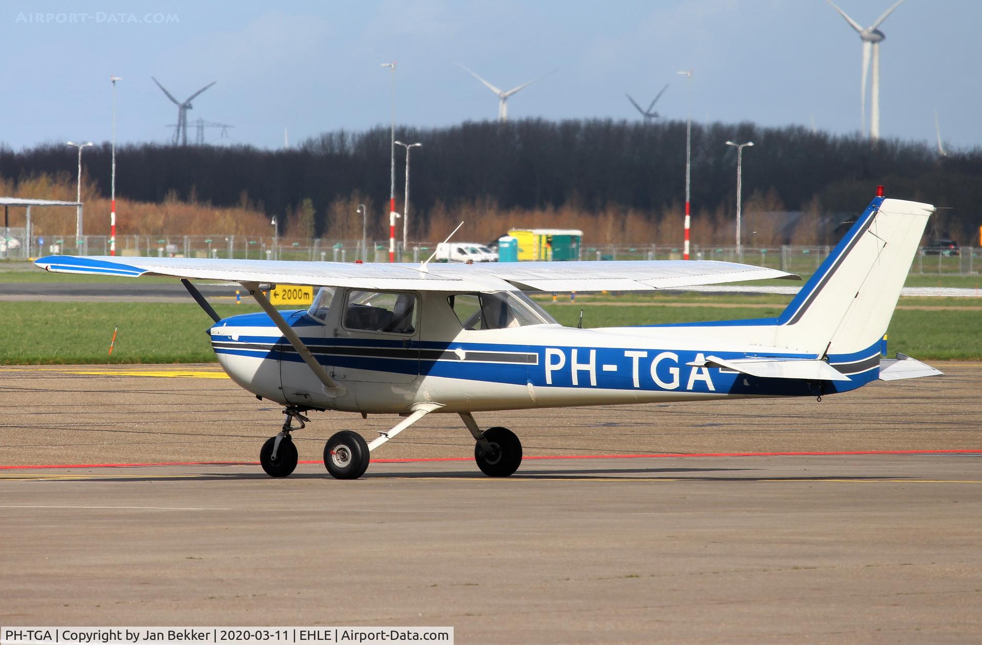 PH-TGA, 1977 Reims F150M C/N F15001394, Lelystad Airport